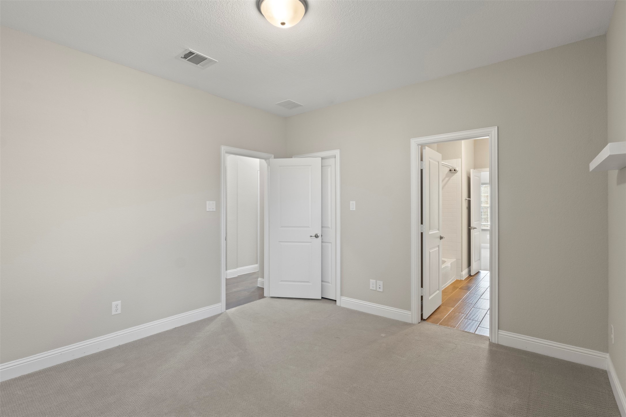 1019 Midland Drive