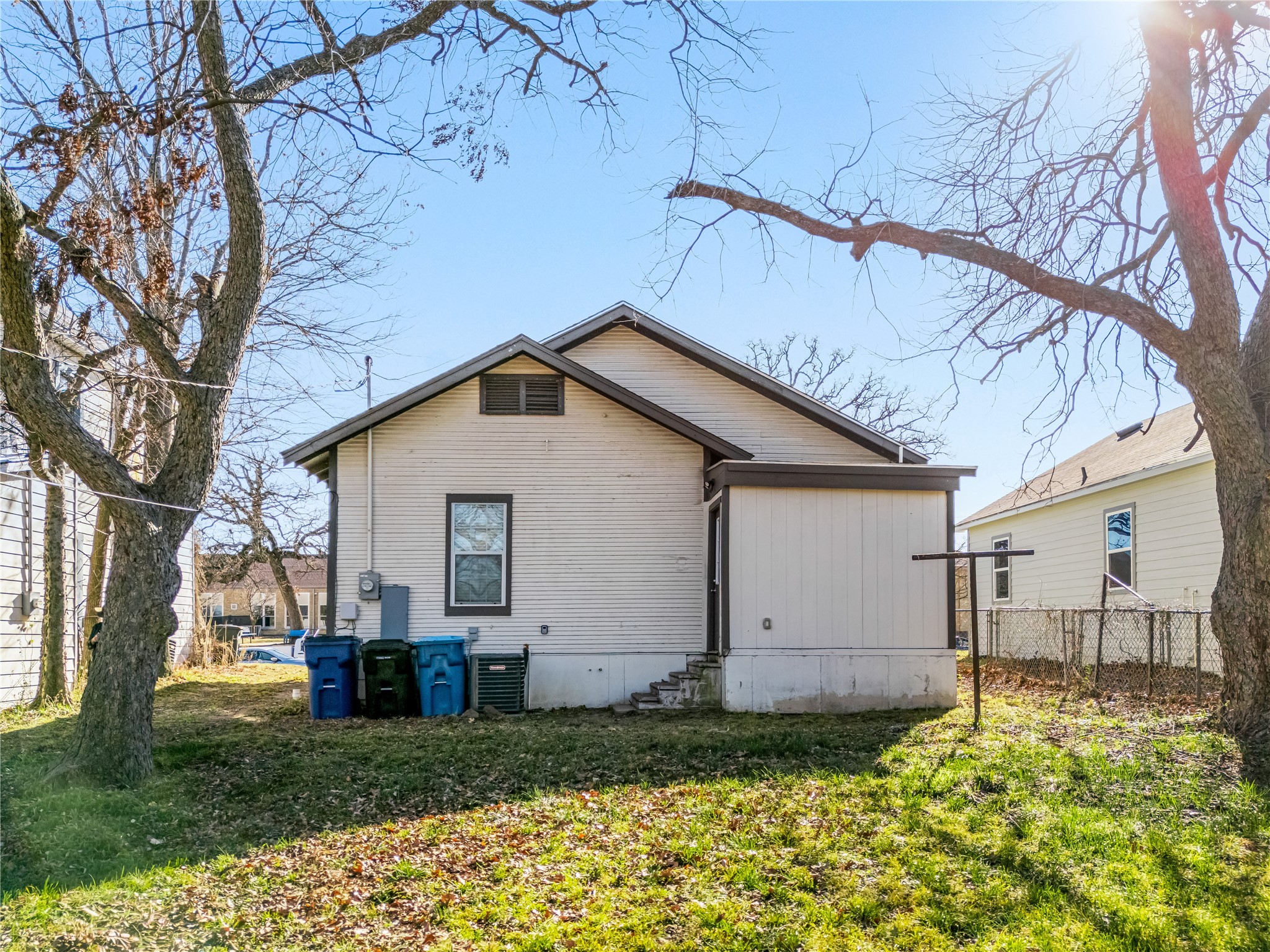 1123 W Morgan Street