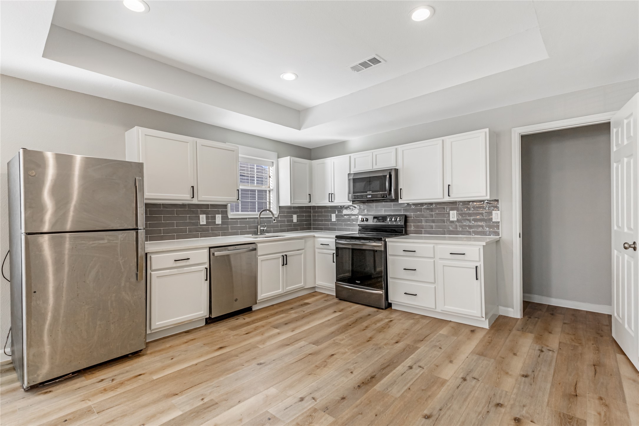 1123 W Morgan Street