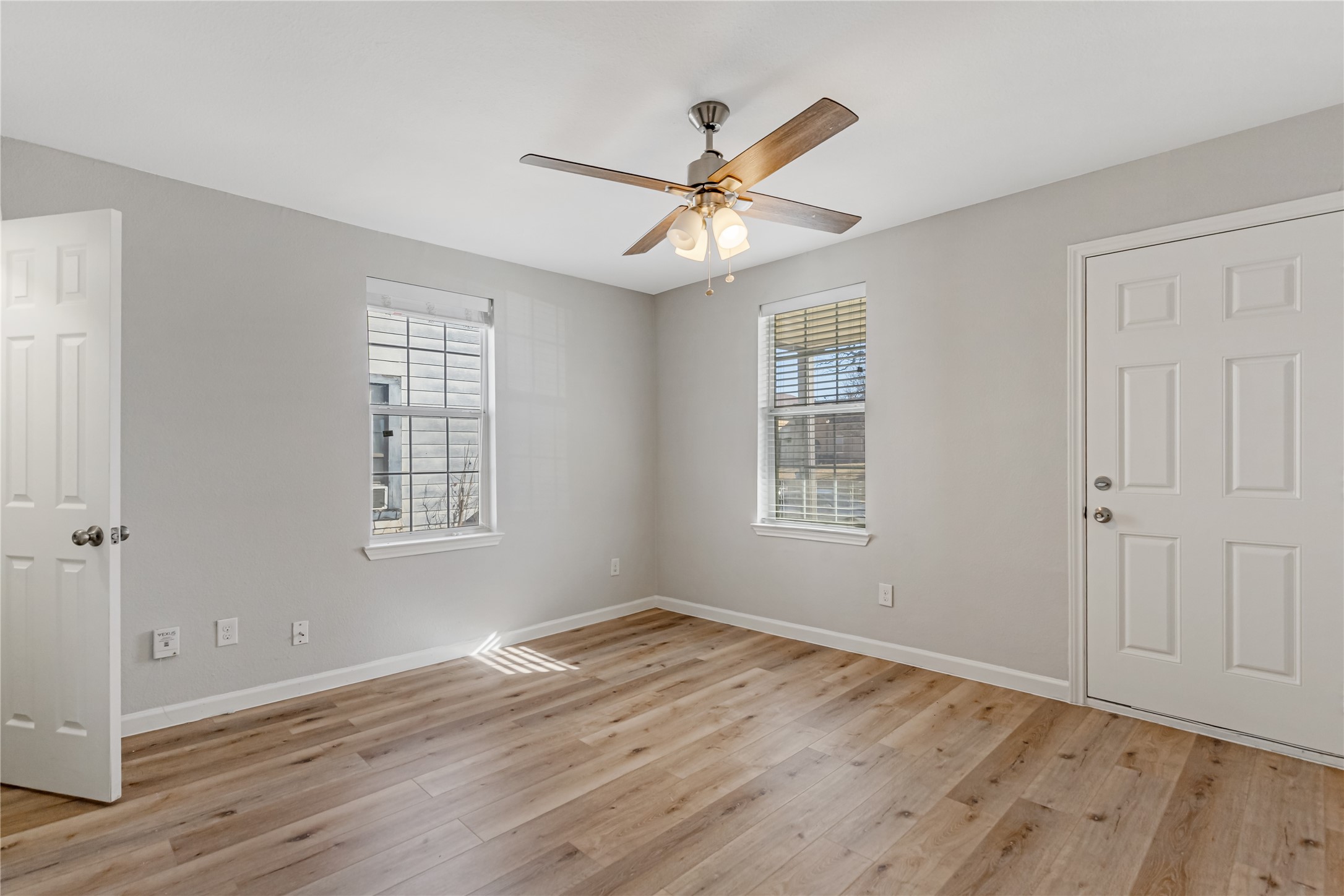 1123 W Morgan Street