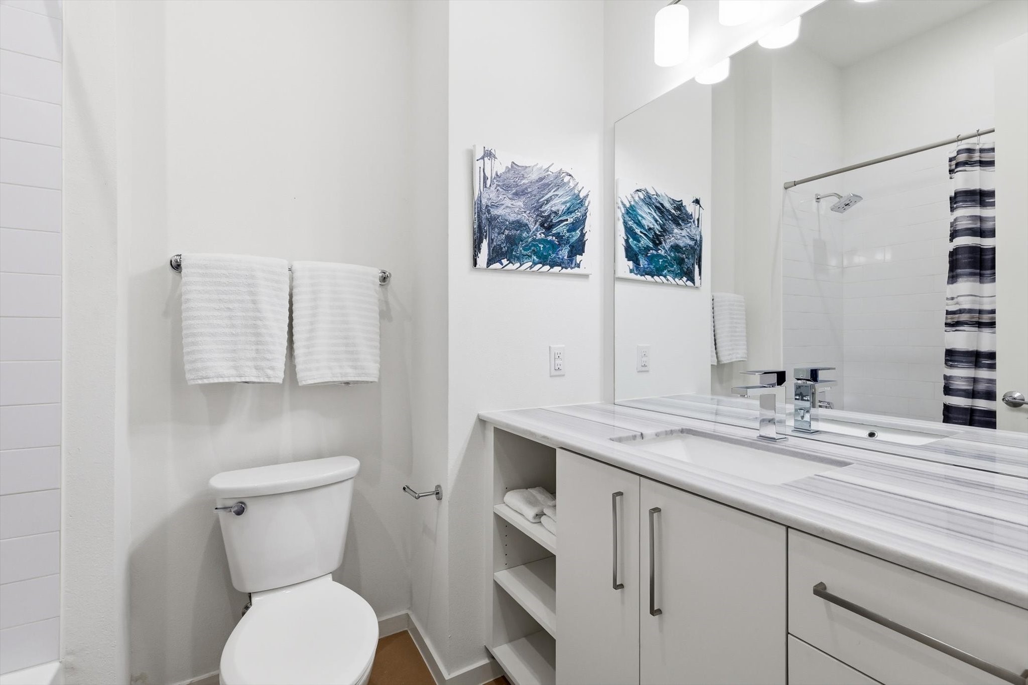 3812 San Jacinto Street 204