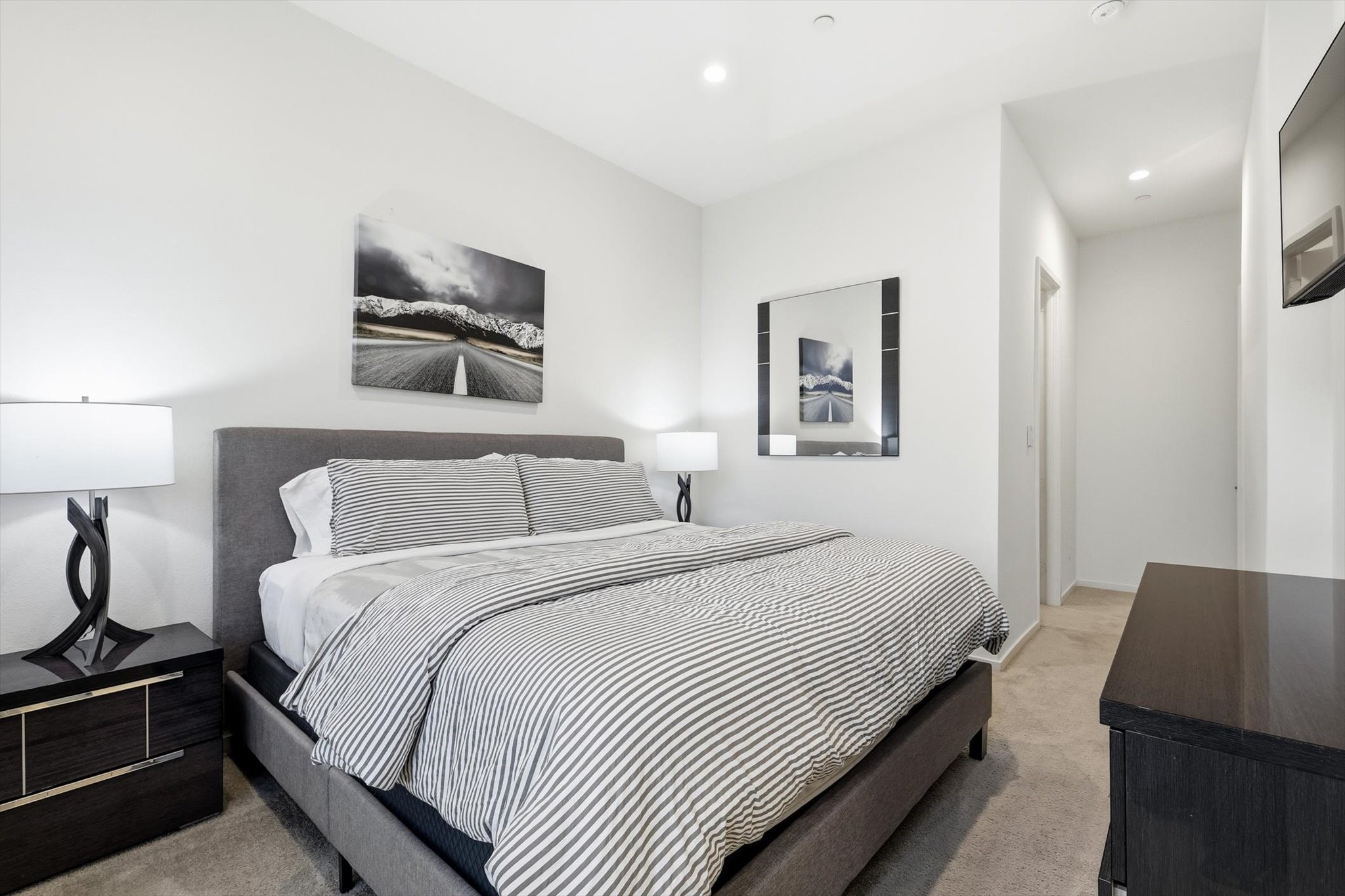 3812 San Jacinto Street 204