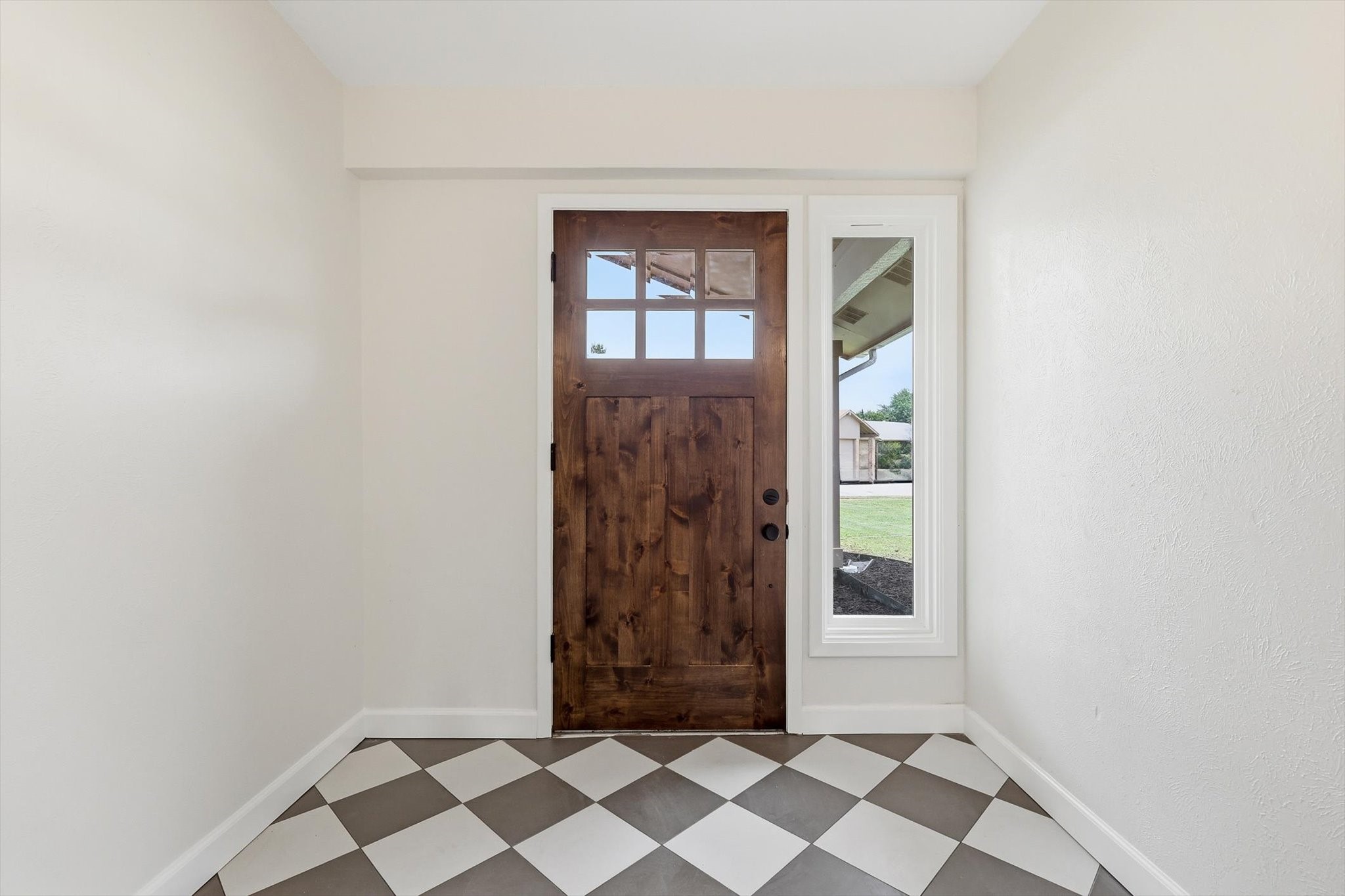 2804 Elk Grove Road