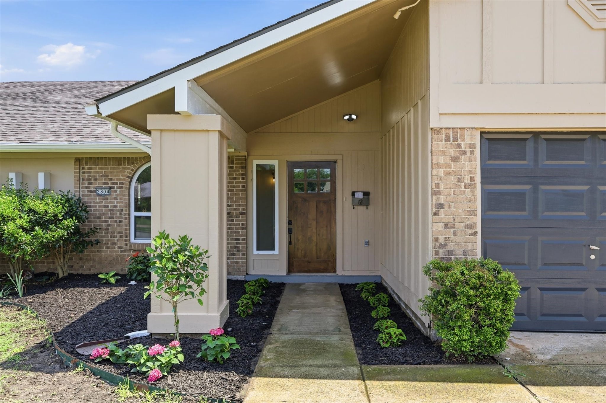 2804 Elk Grove Road