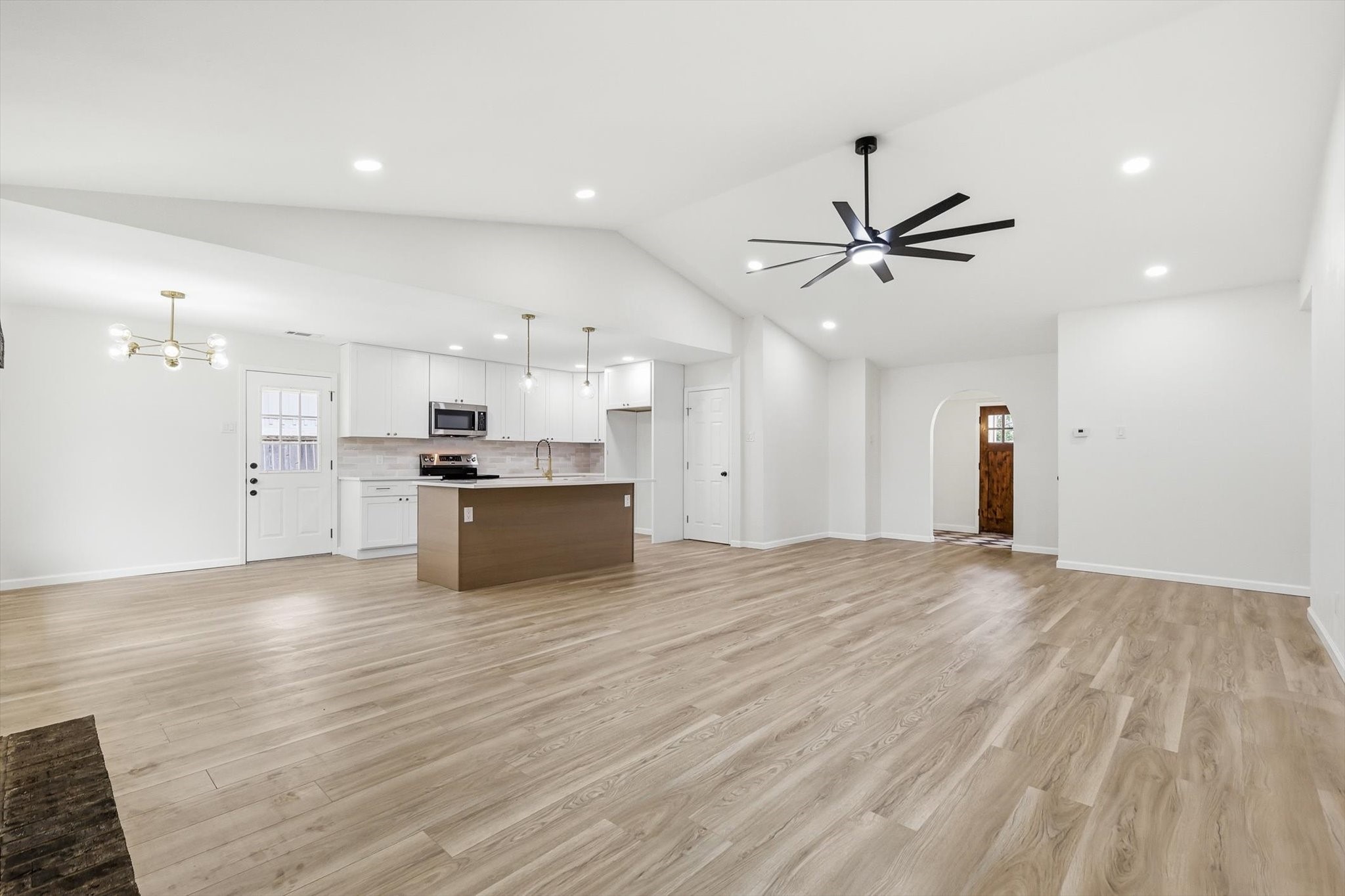 2804 Elk Grove Road
