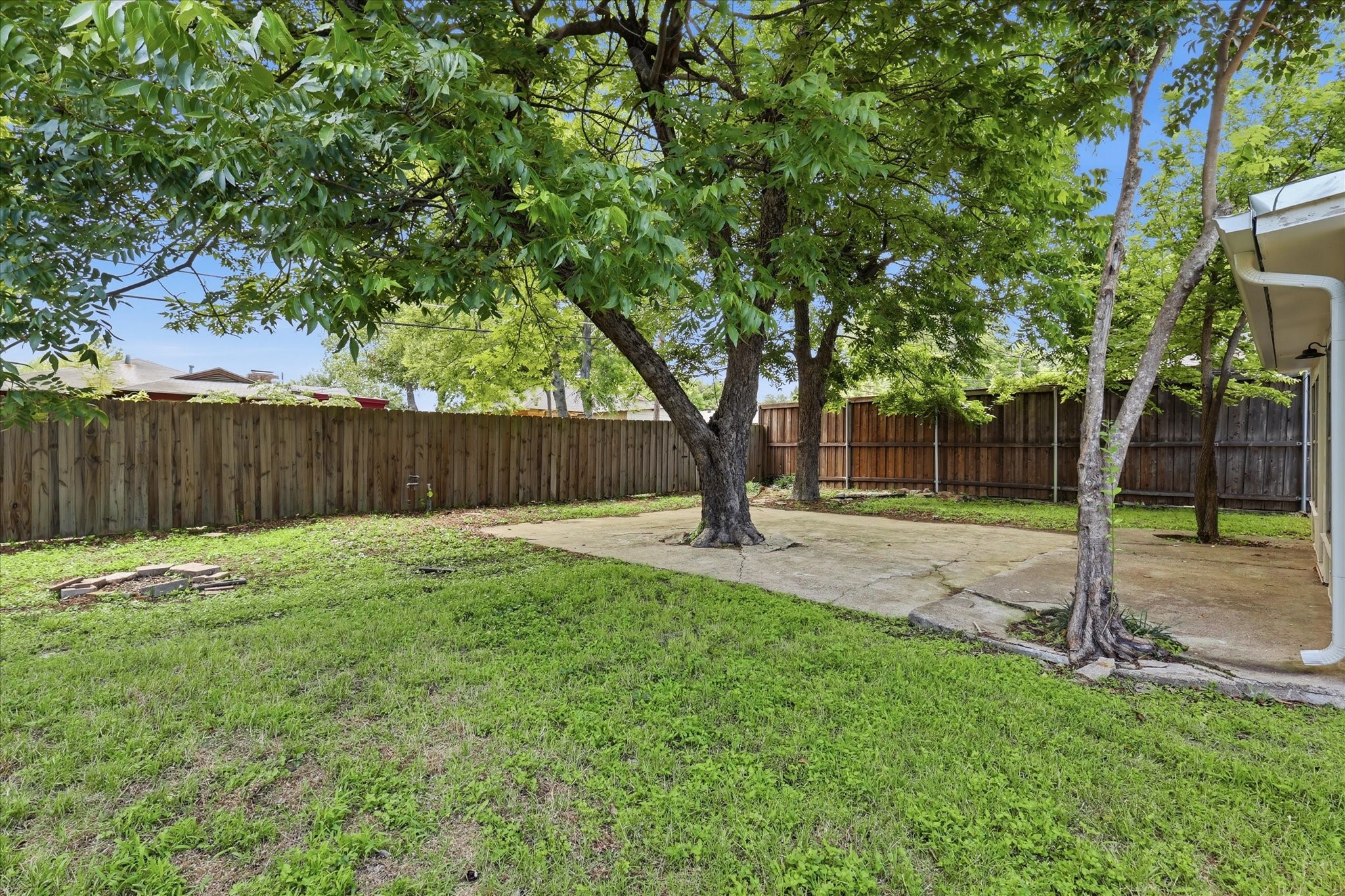 2129 Gaylord Drive