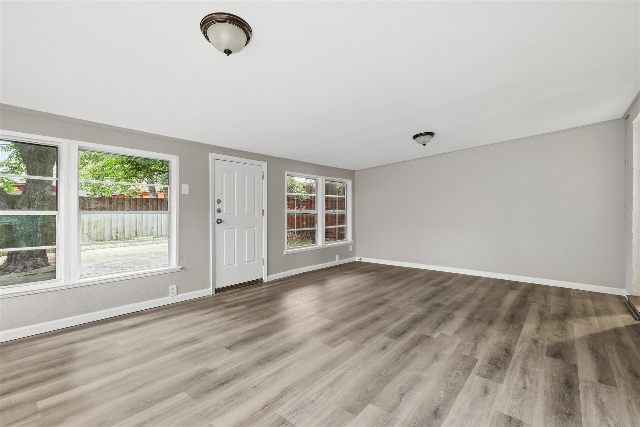 2129 Gaylord Drive