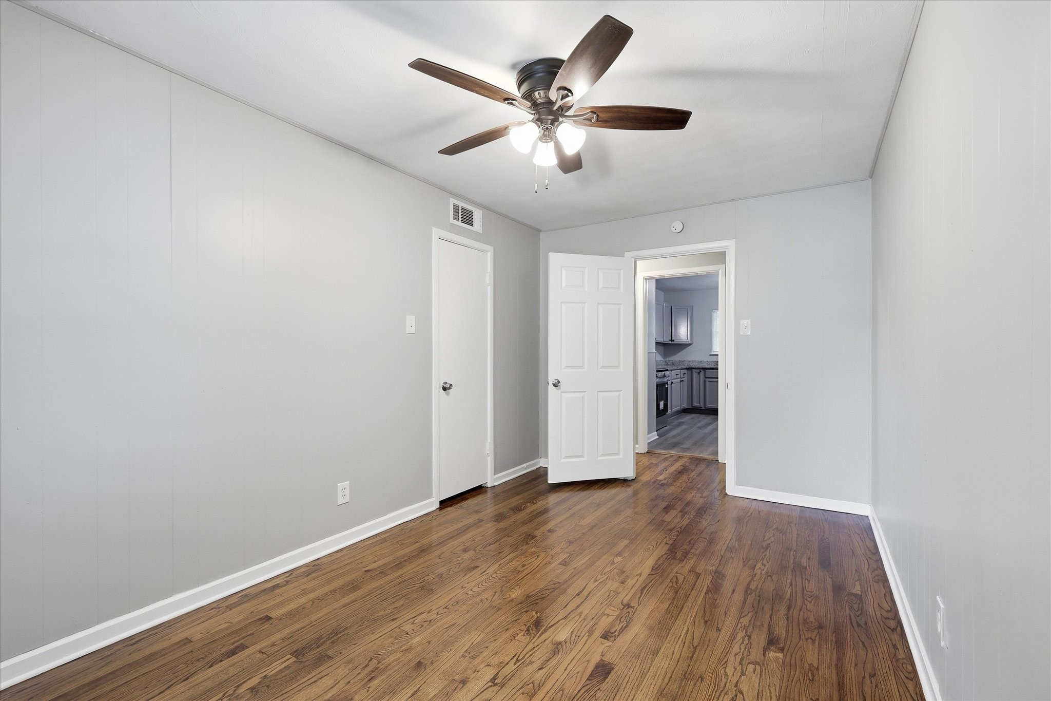 2129 Gaylord Drive