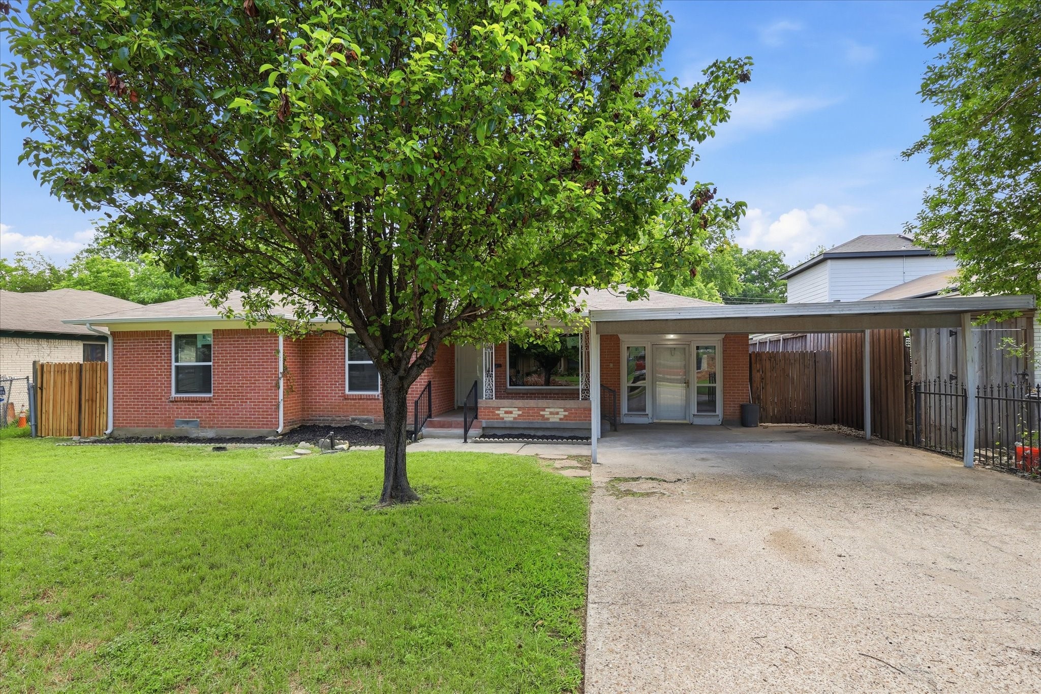 2129 Gaylord Drive
