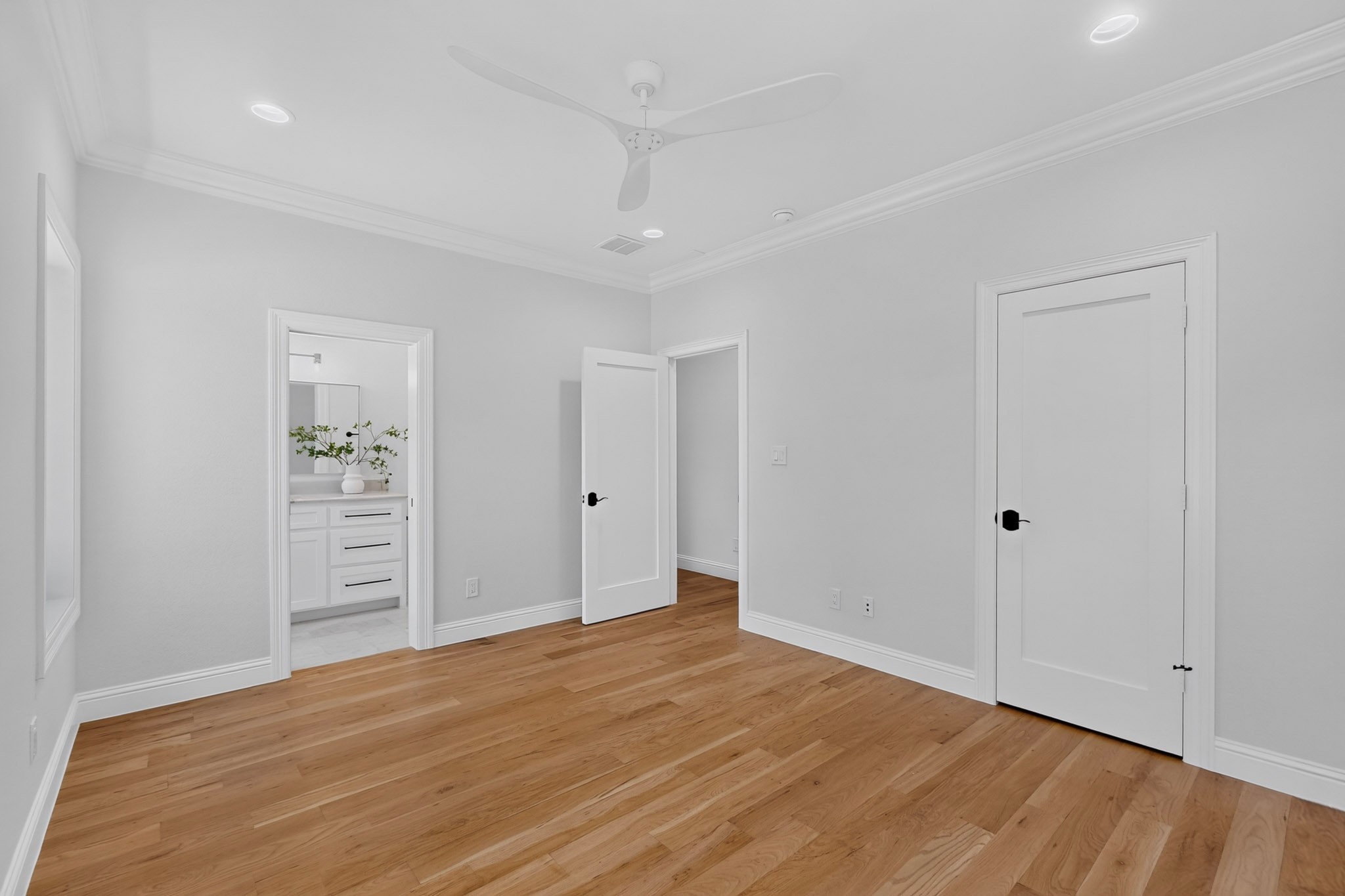 513 Lawnmeadow Drive