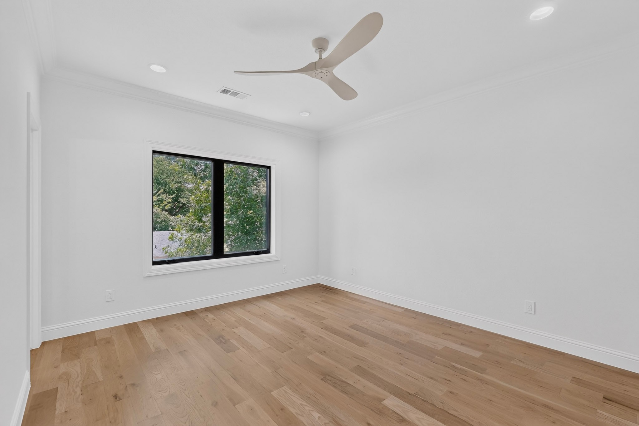 513 Lawnmeadow Drive