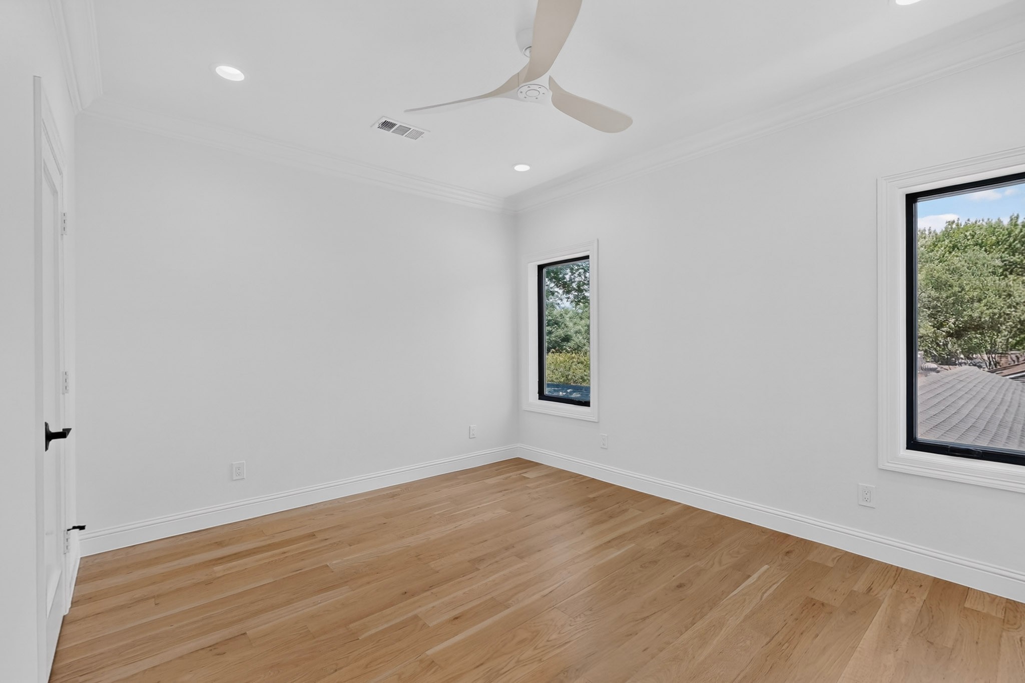 513 Lawnmeadow Drive