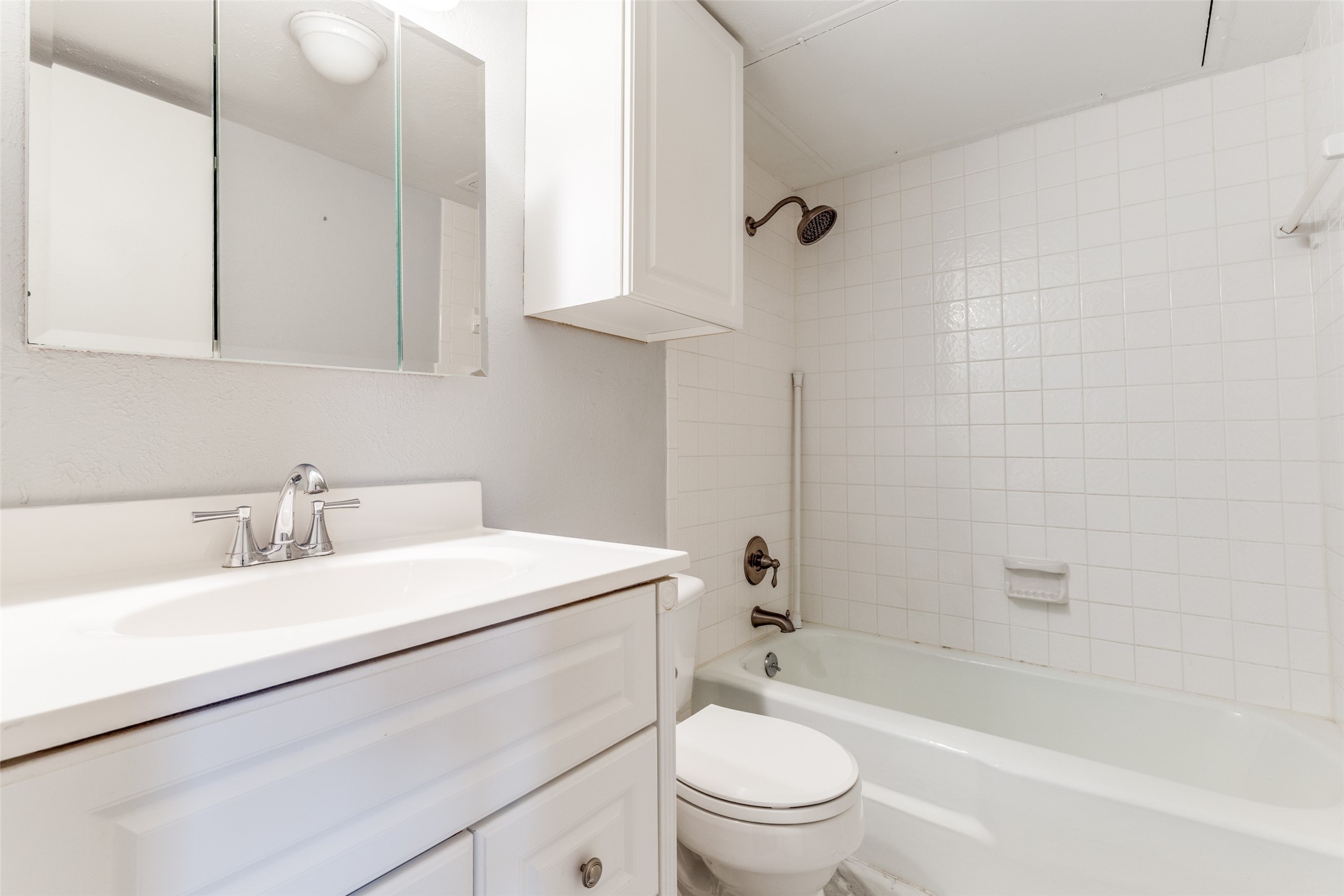 2803 Rio Branco Street 101J