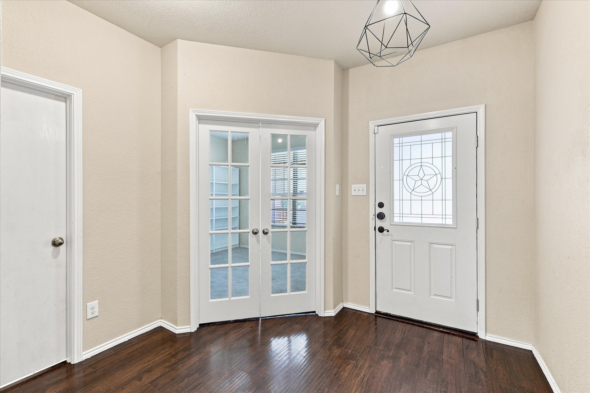 2113 Danibelle Drive