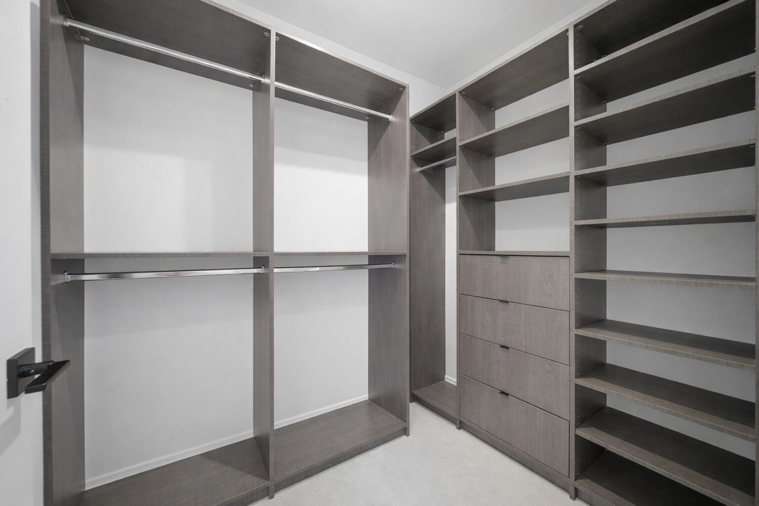 3304 NE 14th Court