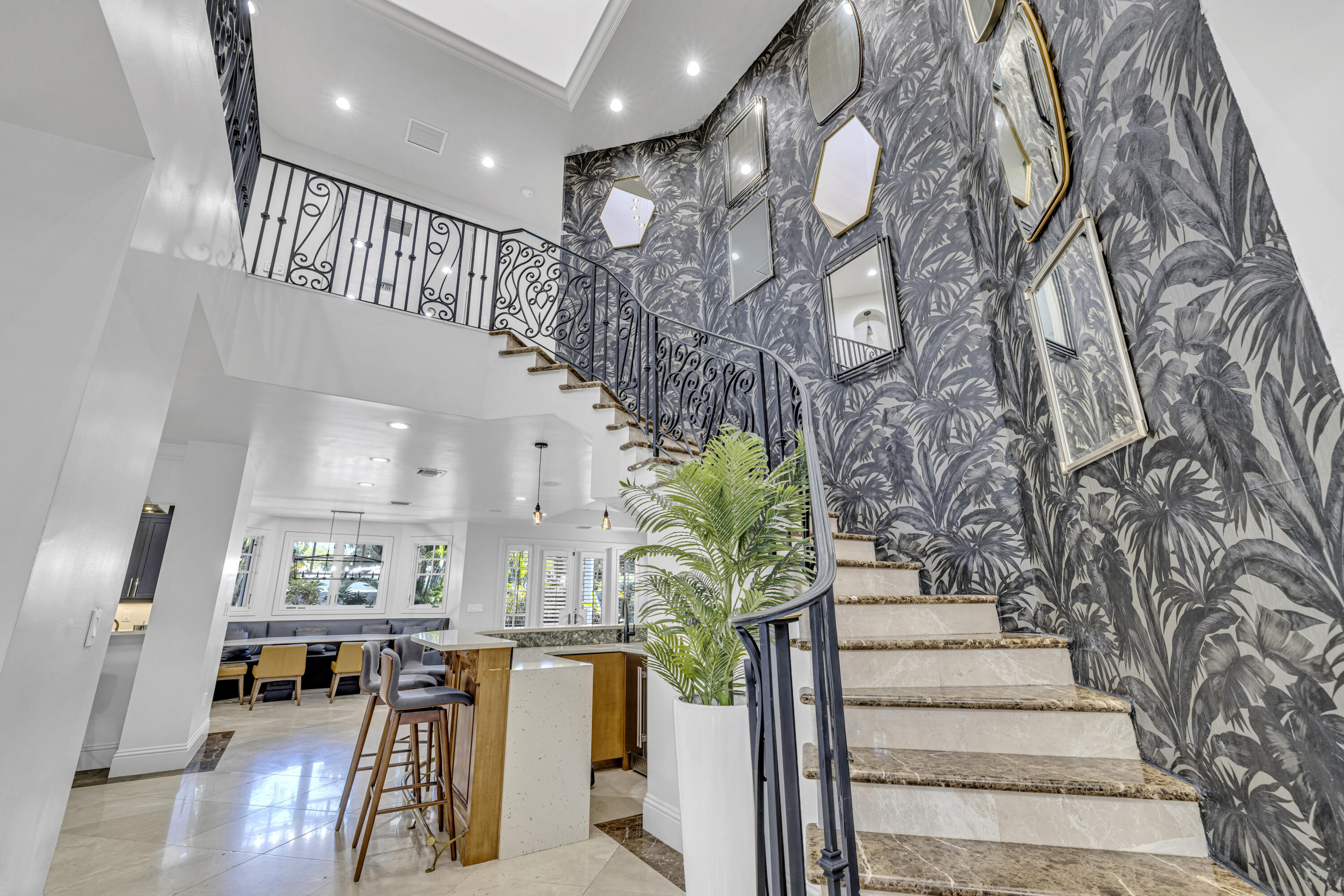 1958 Harbourview Drive