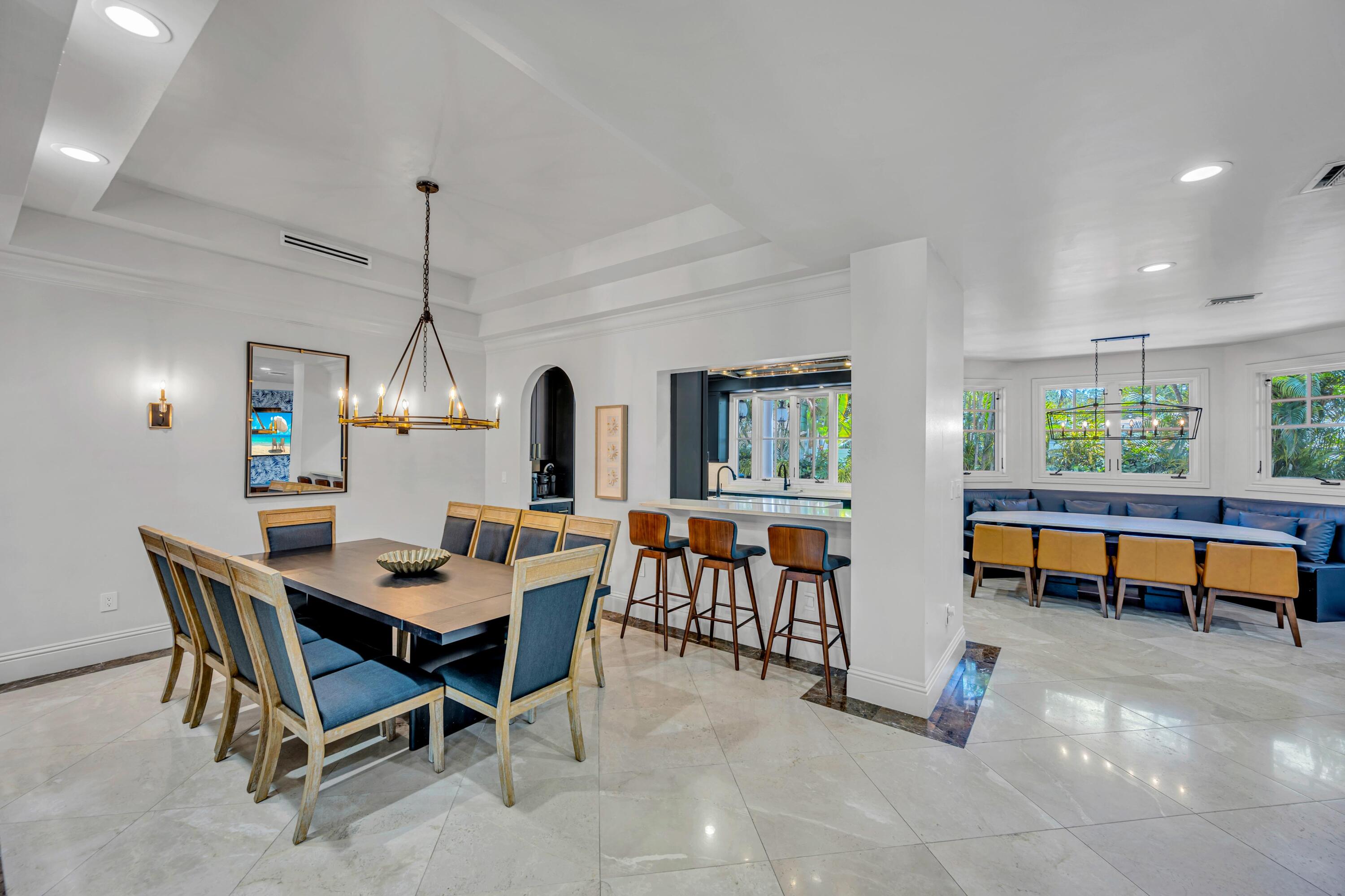 1958 Harbourview Drive