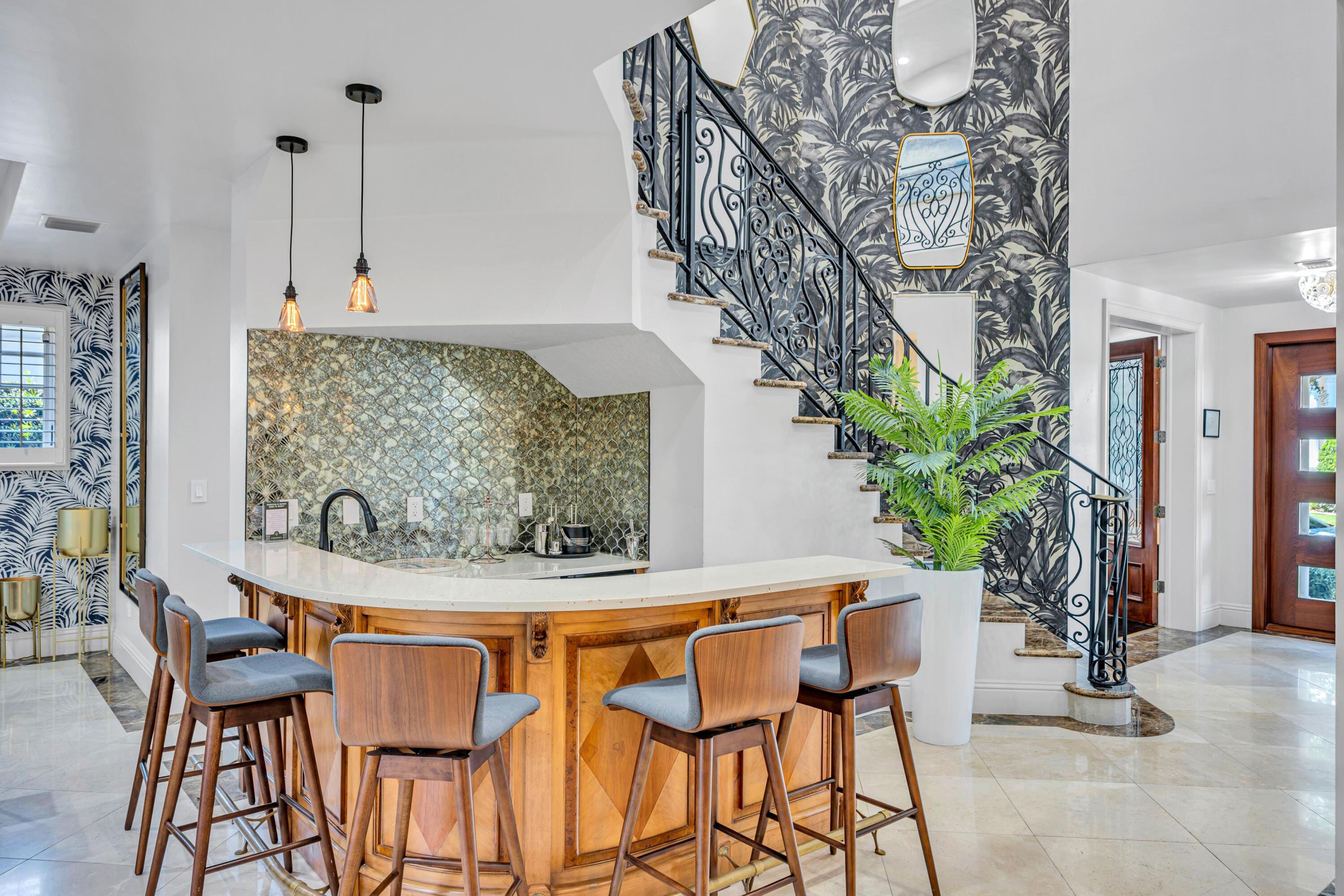 1958 Harbourview Drive