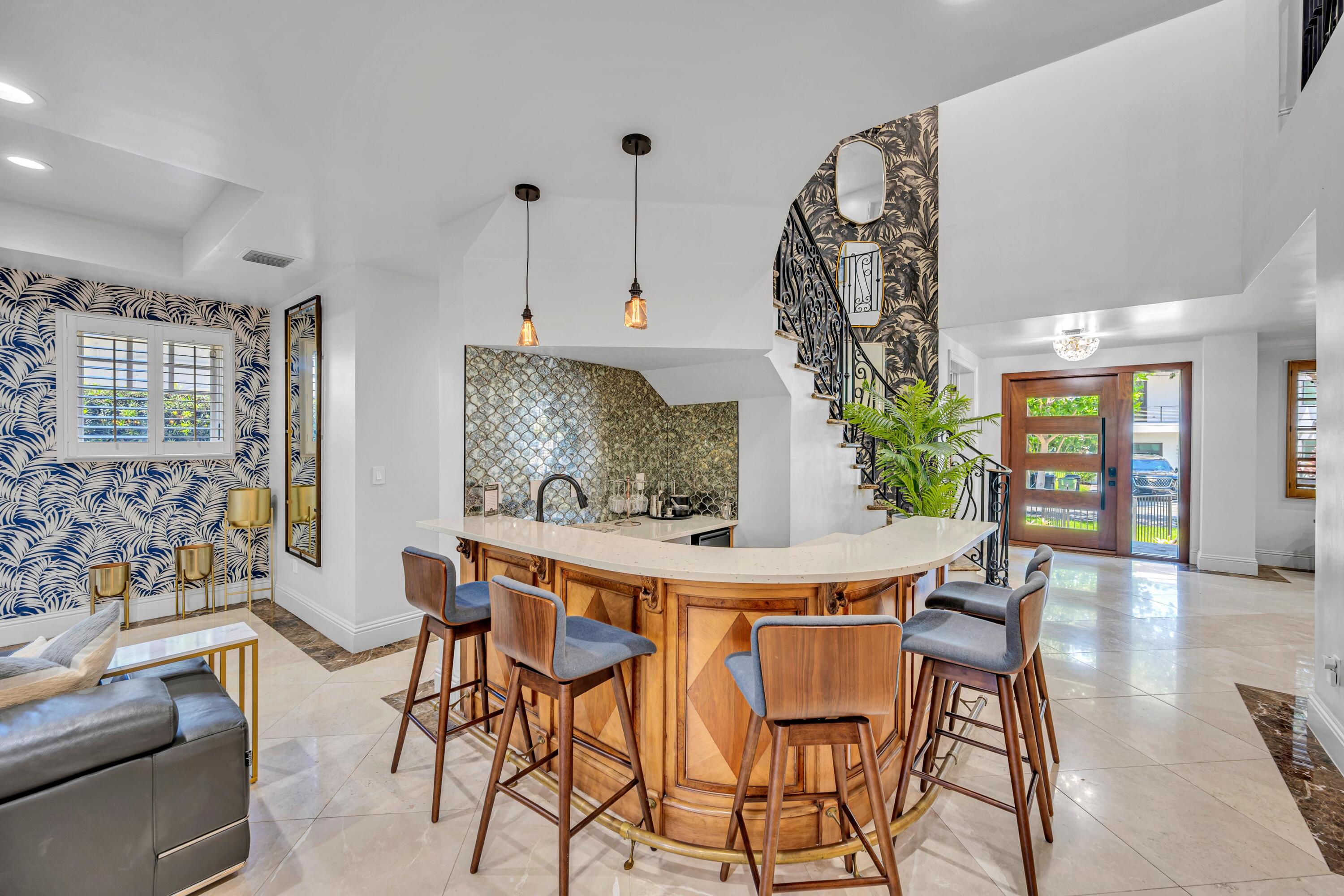 1958 Harbourview Drive