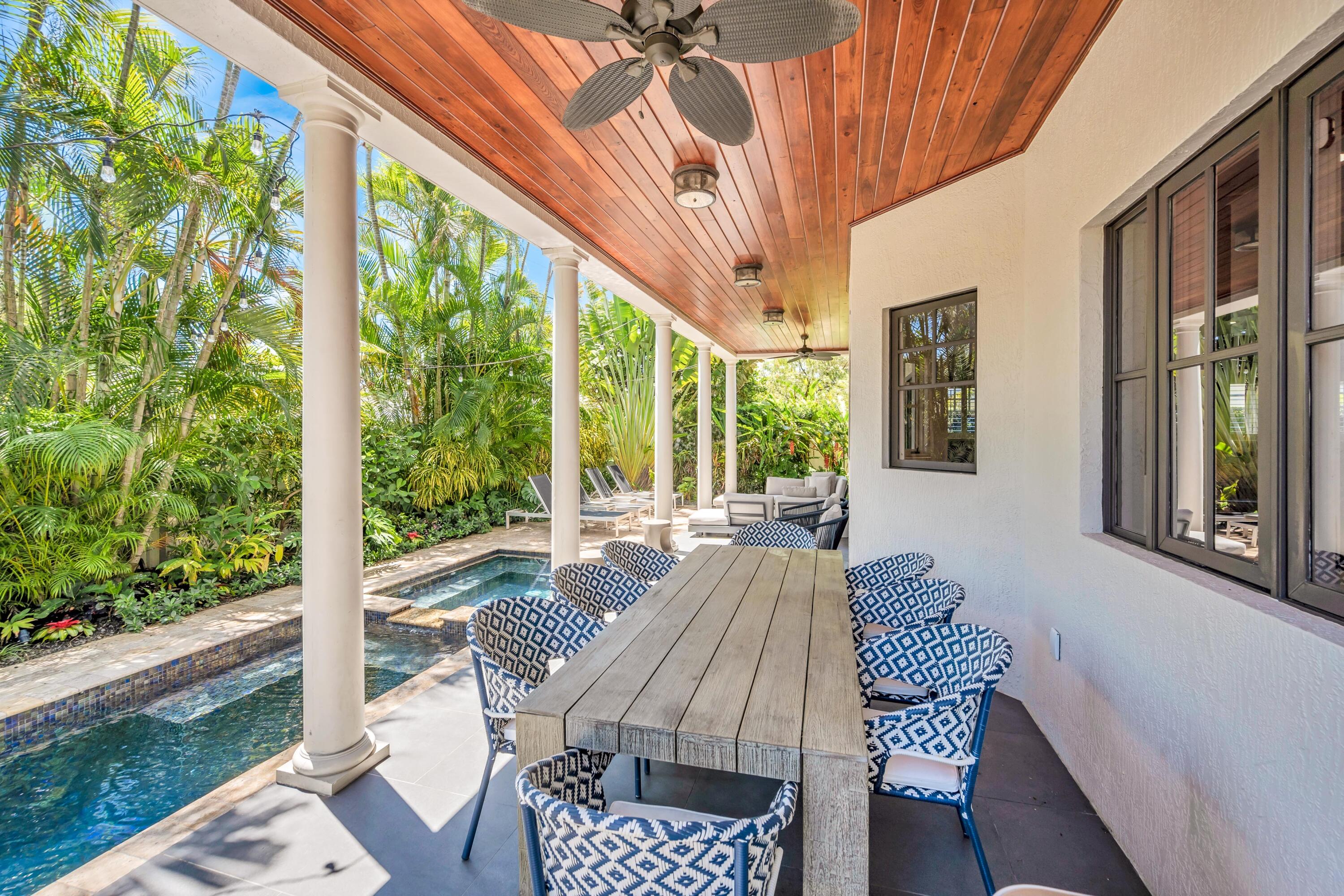 1958 Harbourview Drive