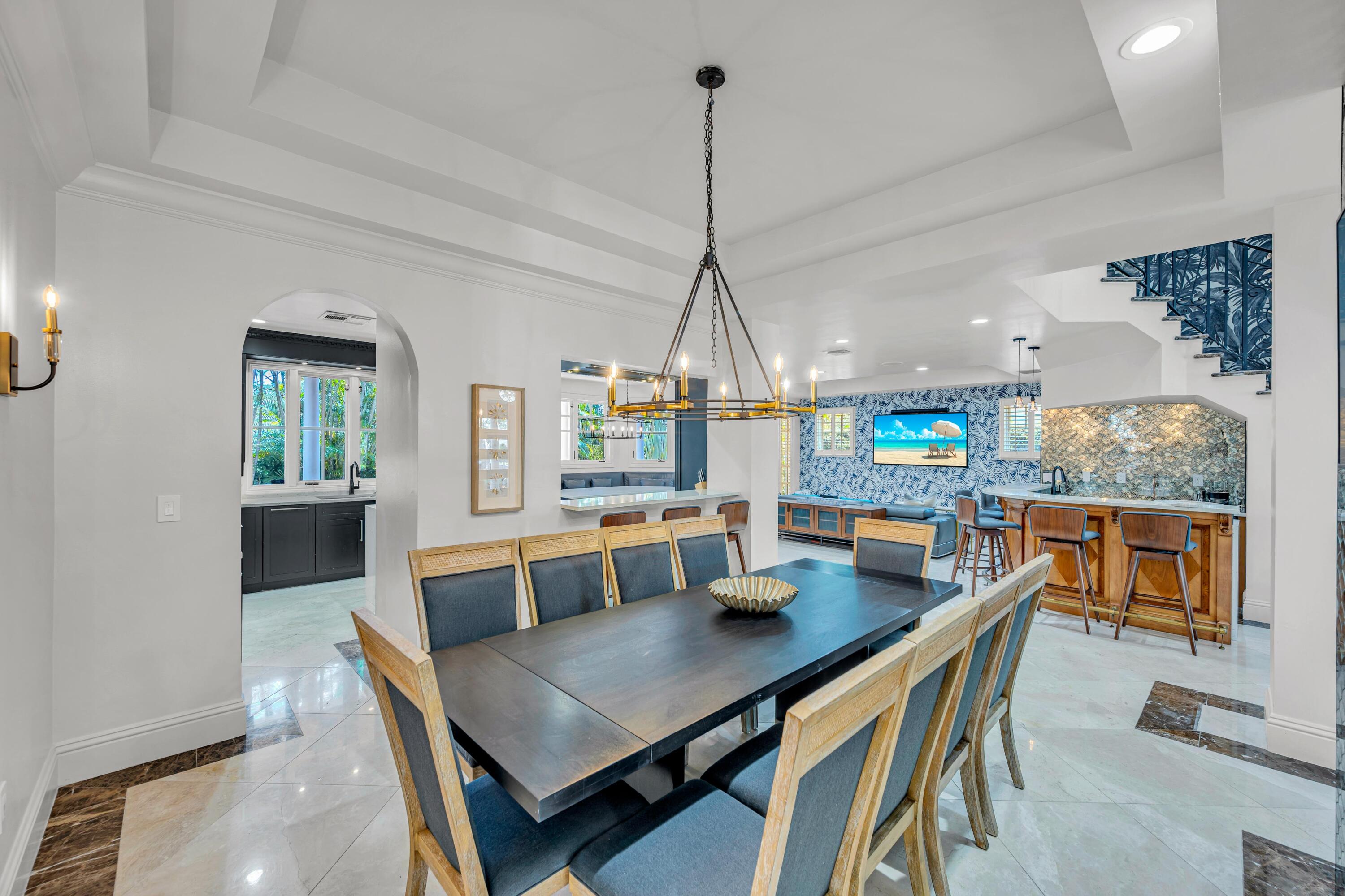 1958 Harbourview Drive