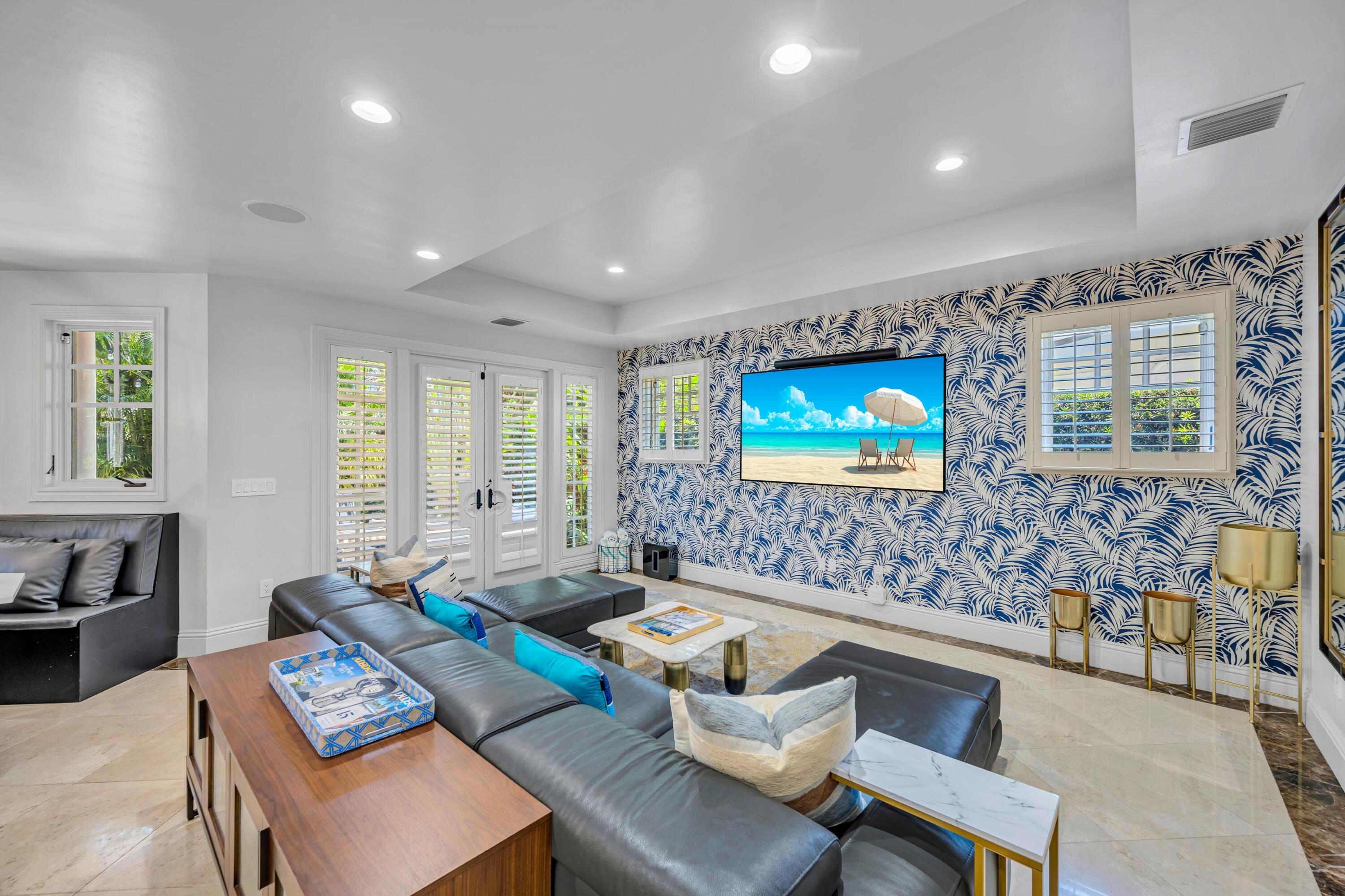 1958 Harbourview Drive