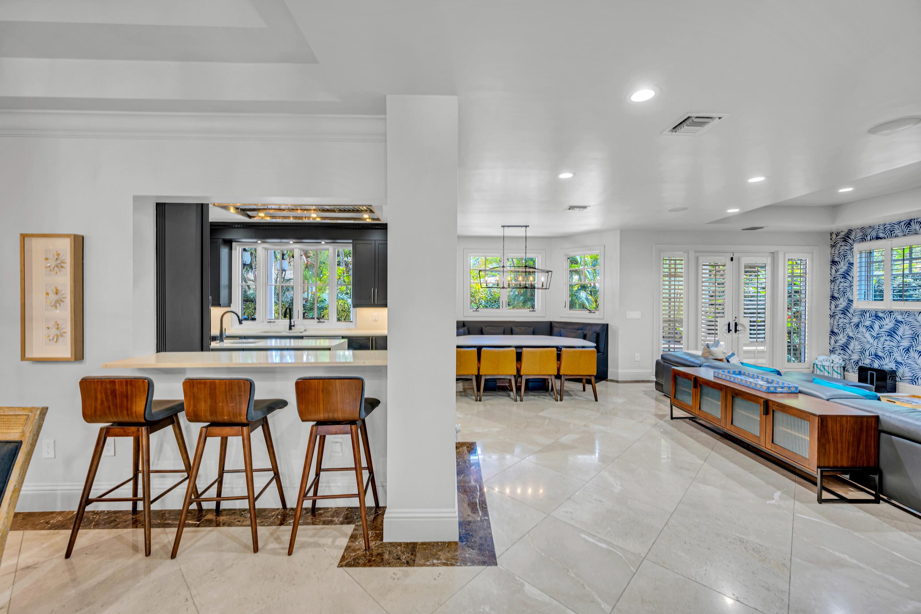 1958 Harbourview Drive