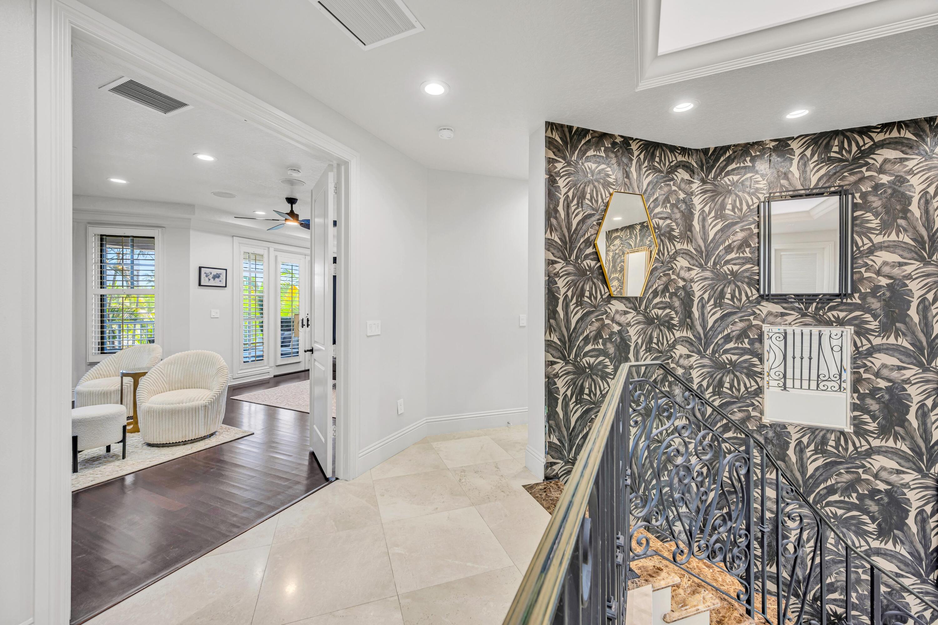 1958 Harbourview Drive