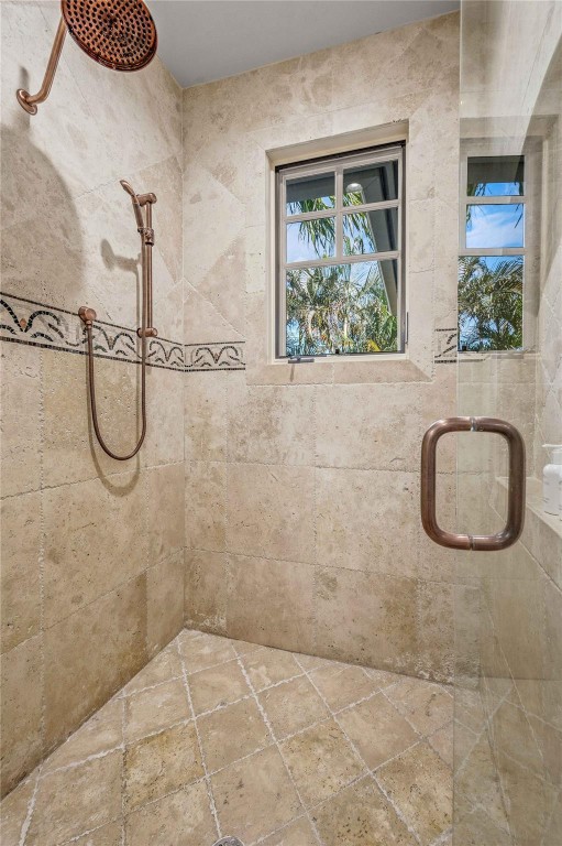 1958 Harbourview Dr.