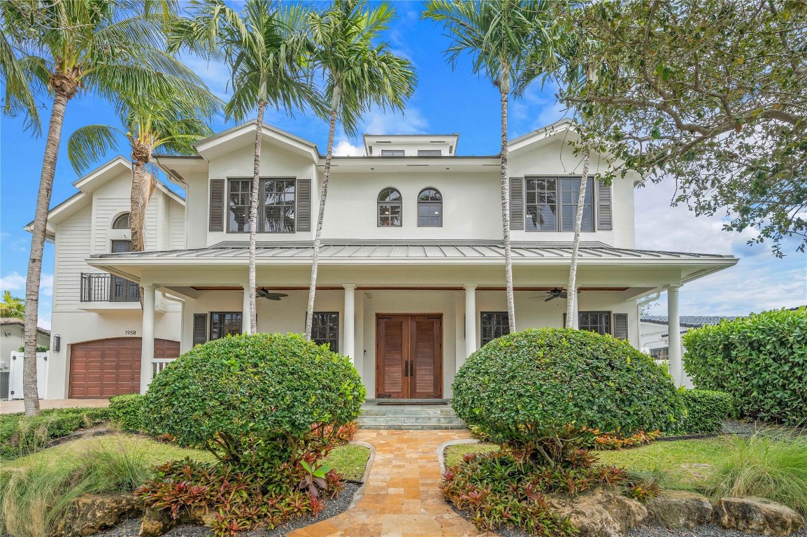 1958 Harbourview Dr.