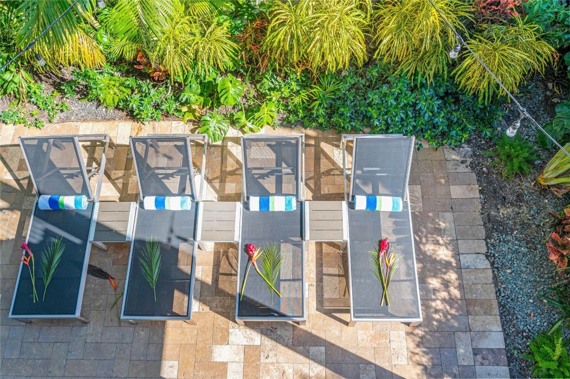 1958 Harbourview Dr.