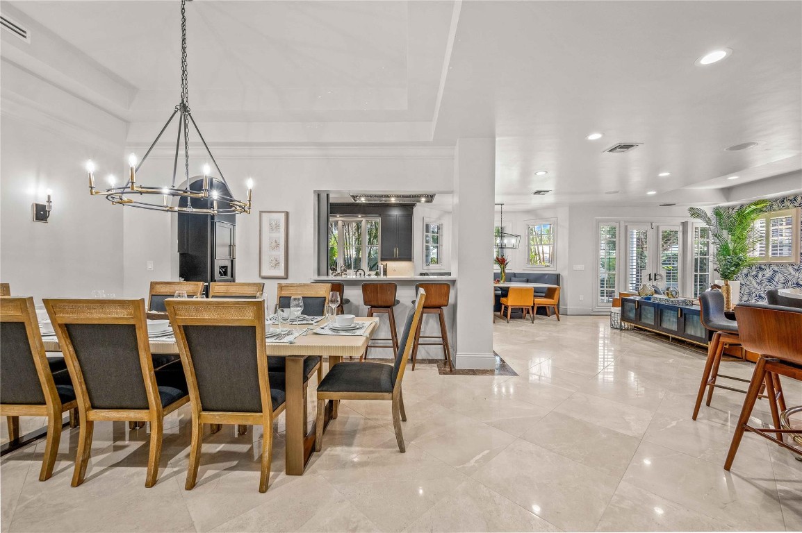 1958 Harbourview Dr.