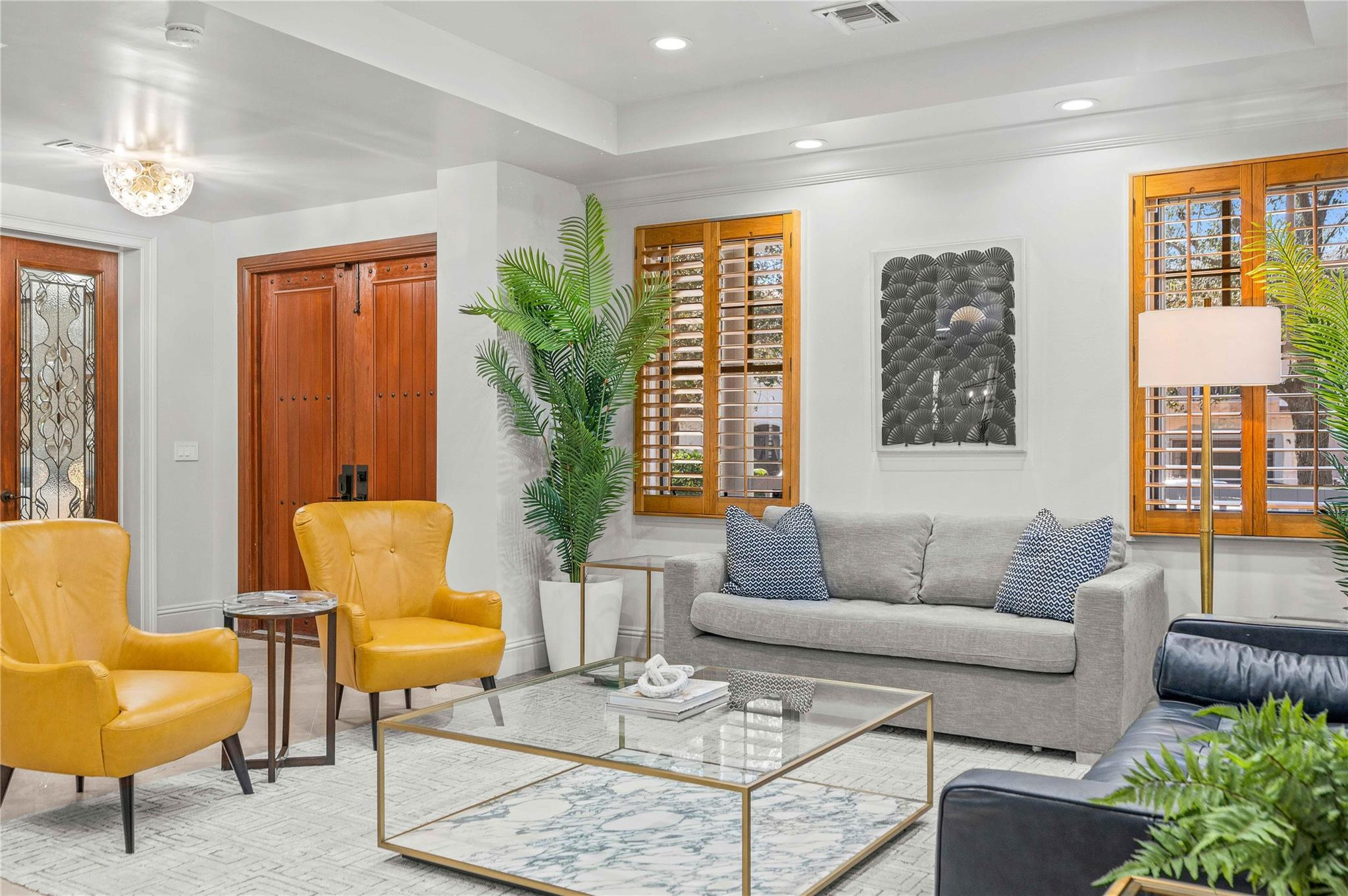 1958 Harbourview Dr.