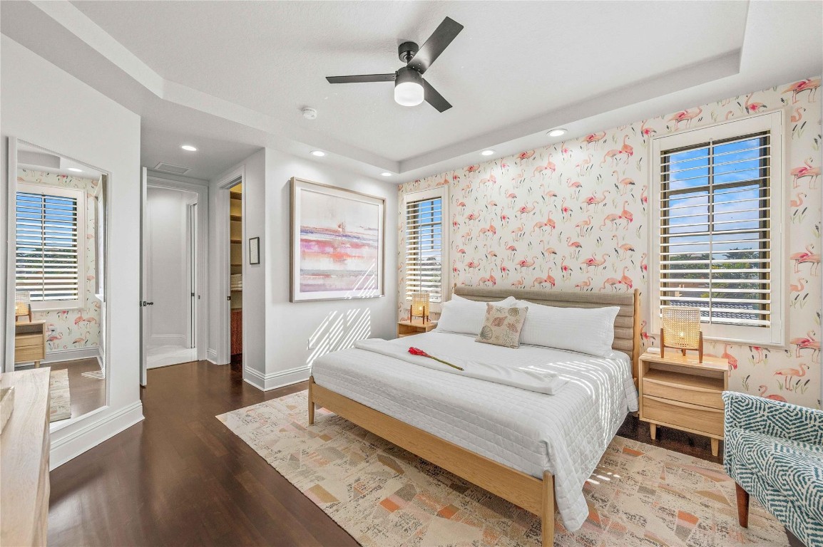 1958 Harbourview Dr.