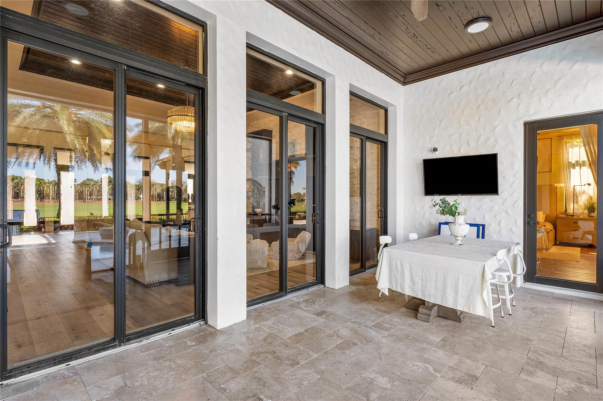 9910 Bay Leaf Ct
