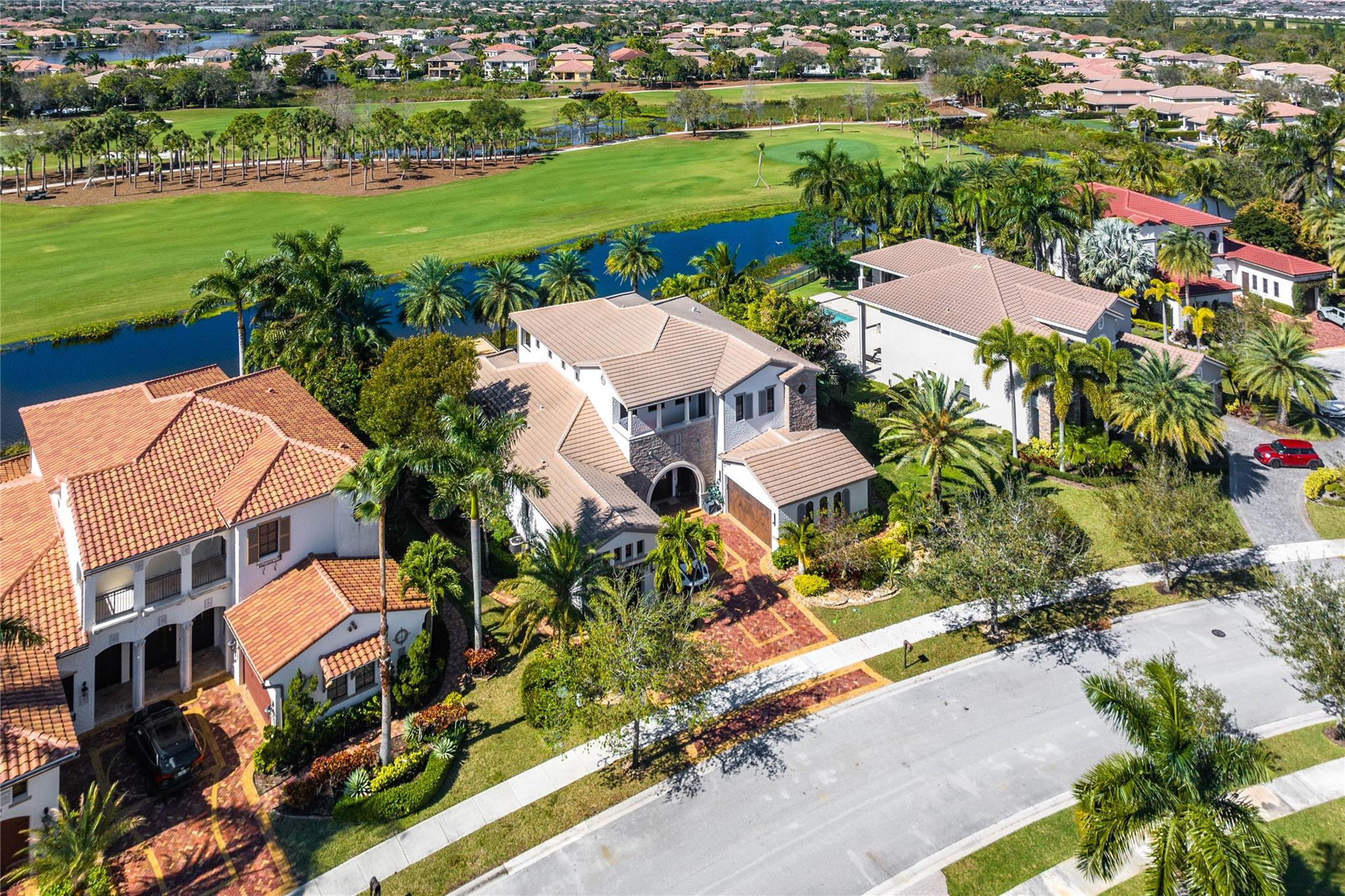 9910 Bay Leaf Ct