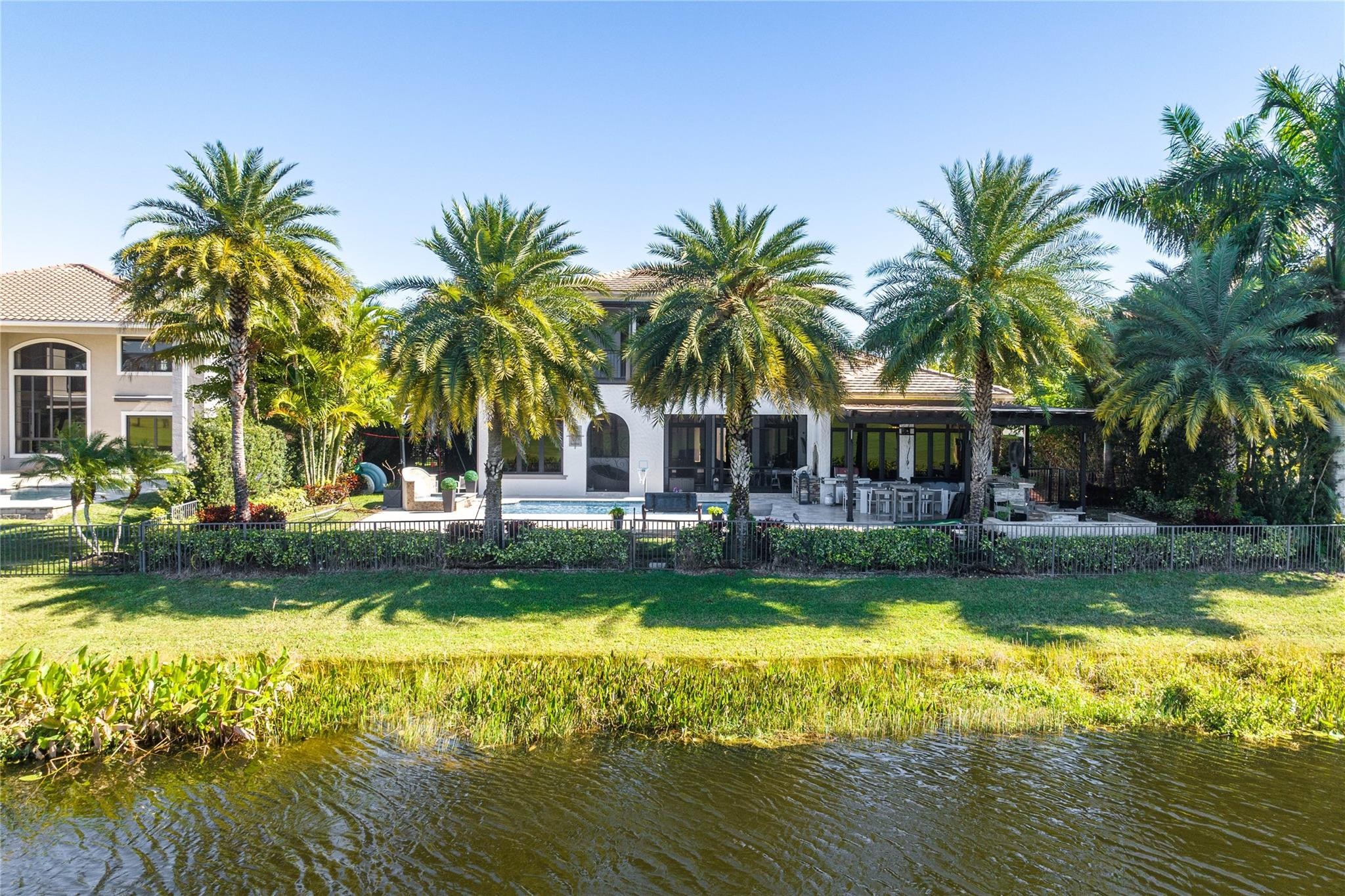 9910 Bay Leaf Ct