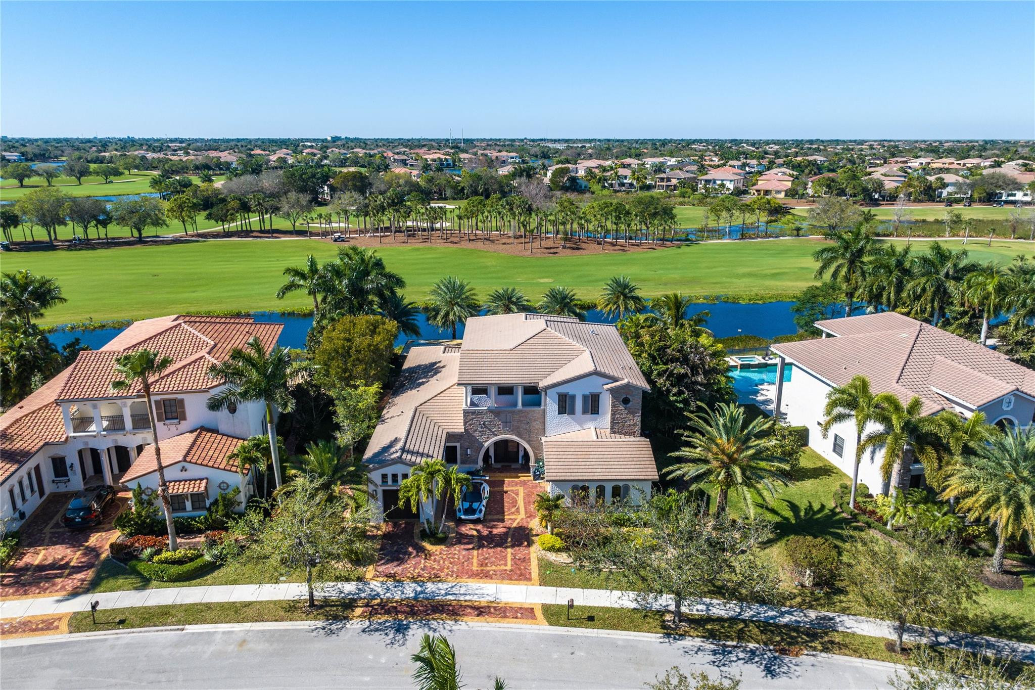 9910 Bay Leaf Ct