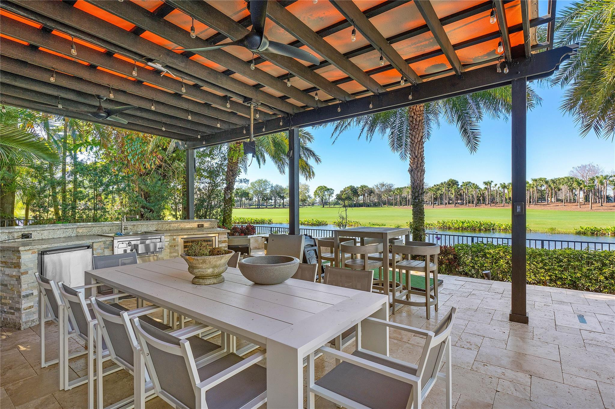 9910 Bay Leaf Ct