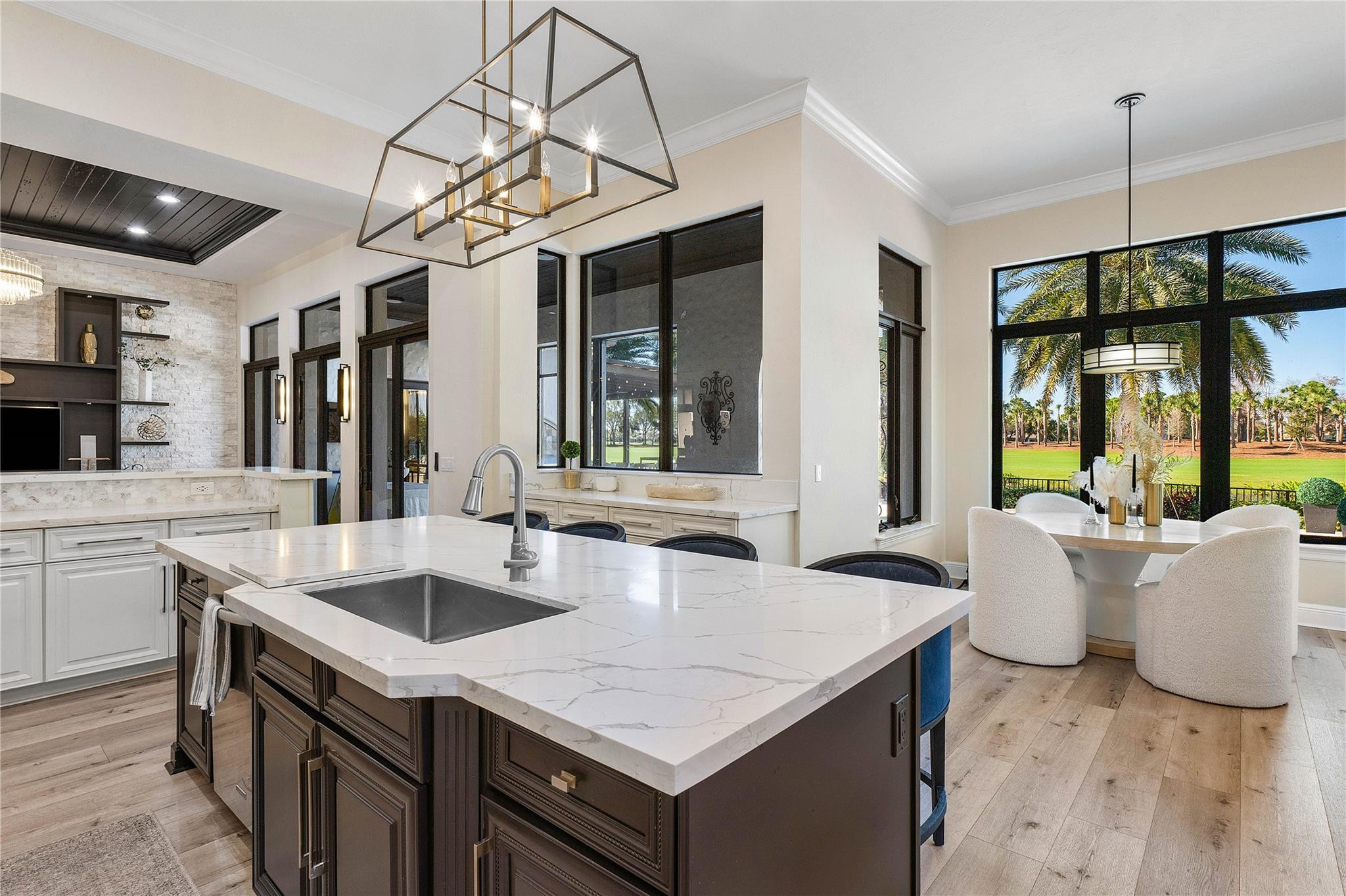 9910 Bay Leaf Ct