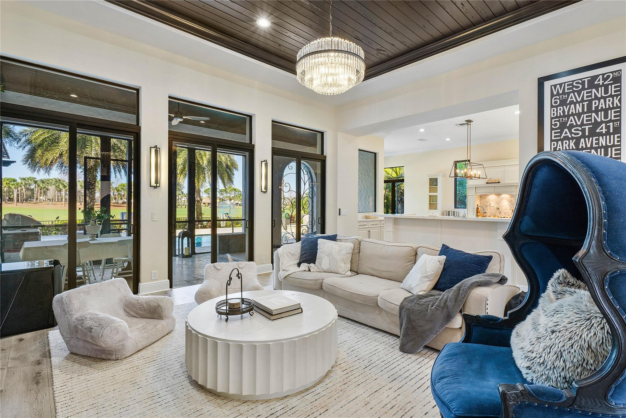 9910 Bay Leaf Ct