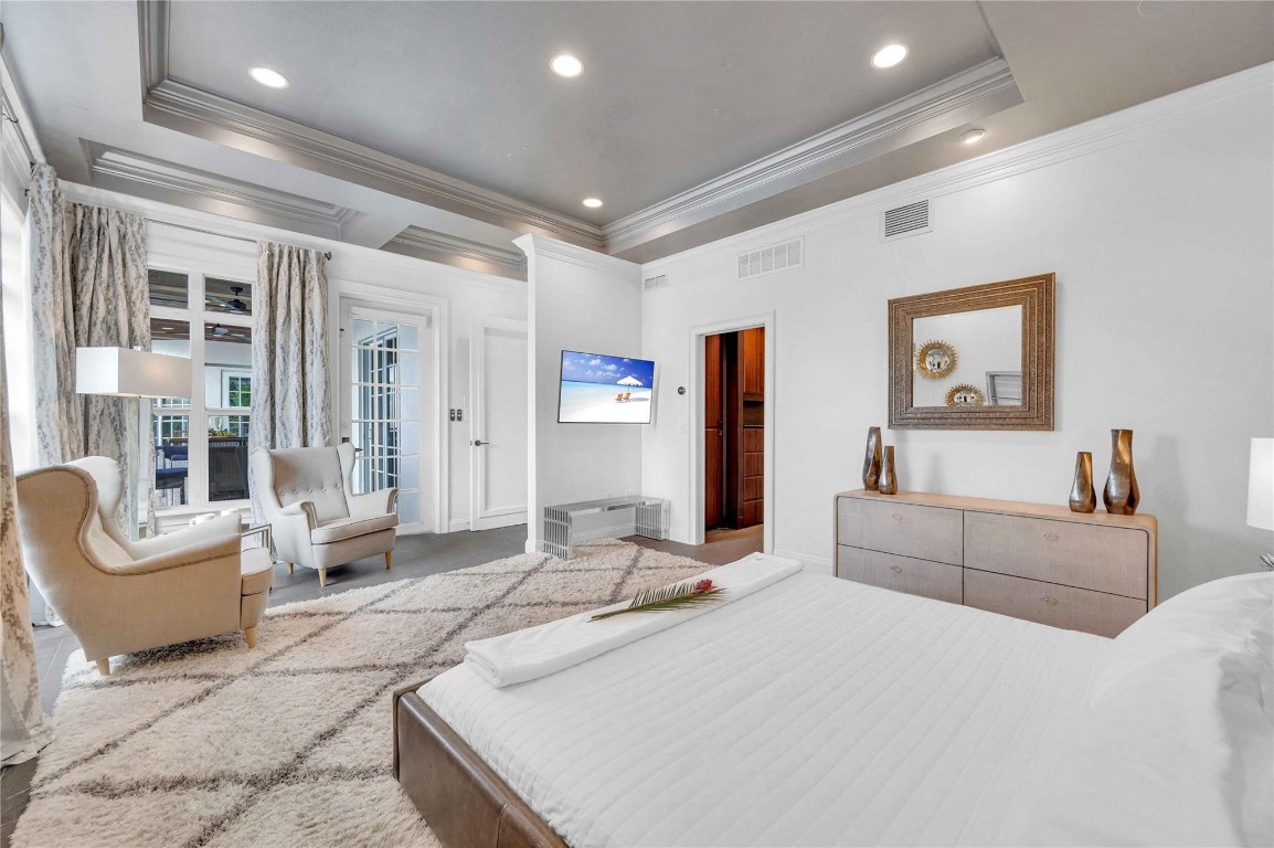 1317 Middle River Dr