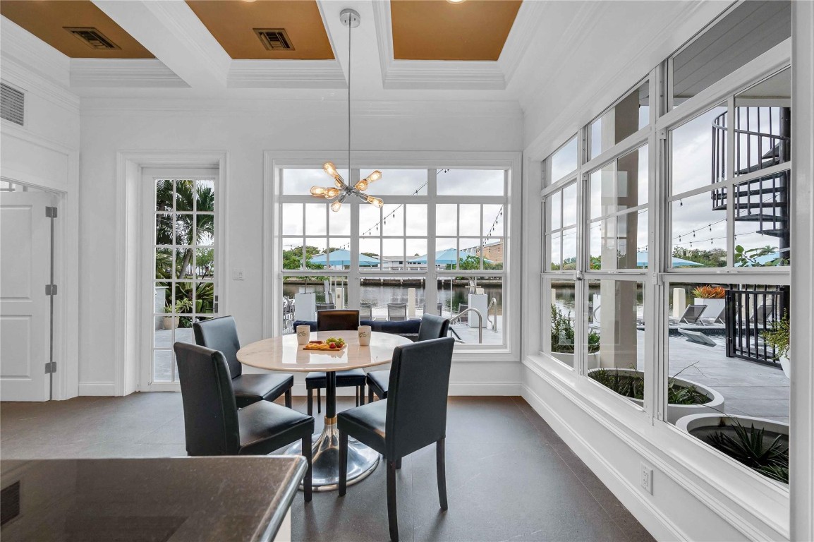 1317 Middle River Dr