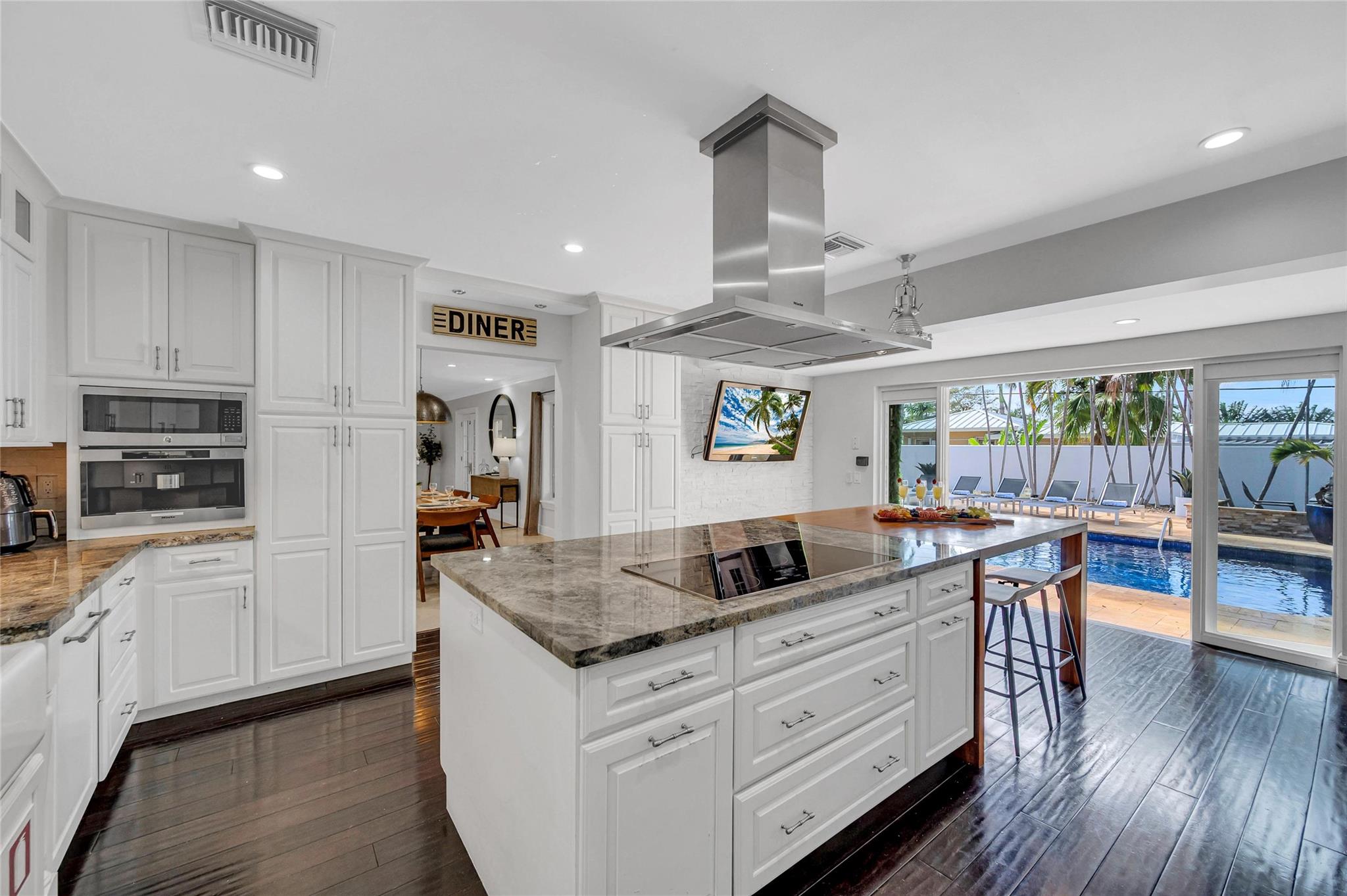 1401 S Ocean Dr