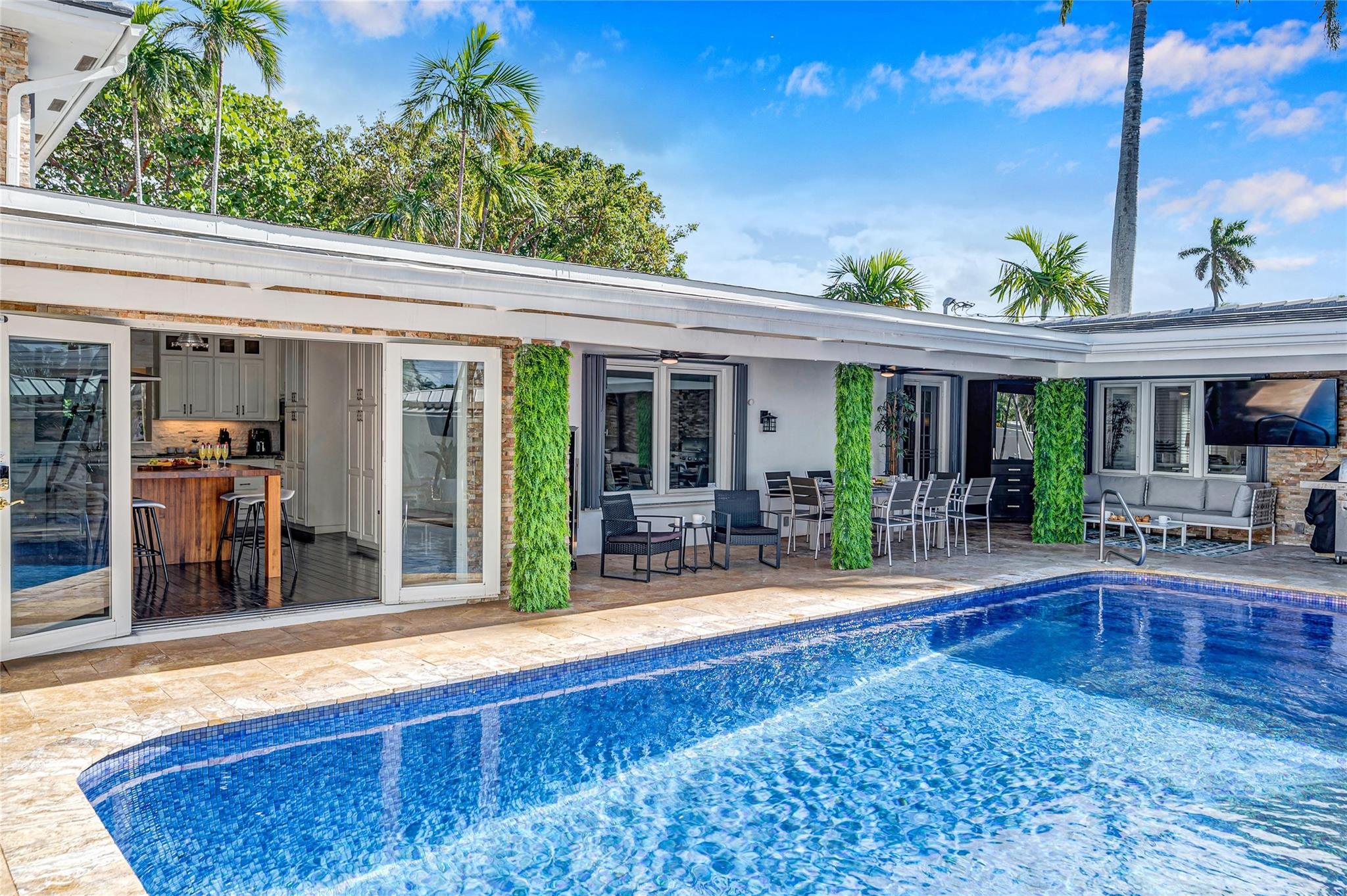 1401 S Ocean Dr