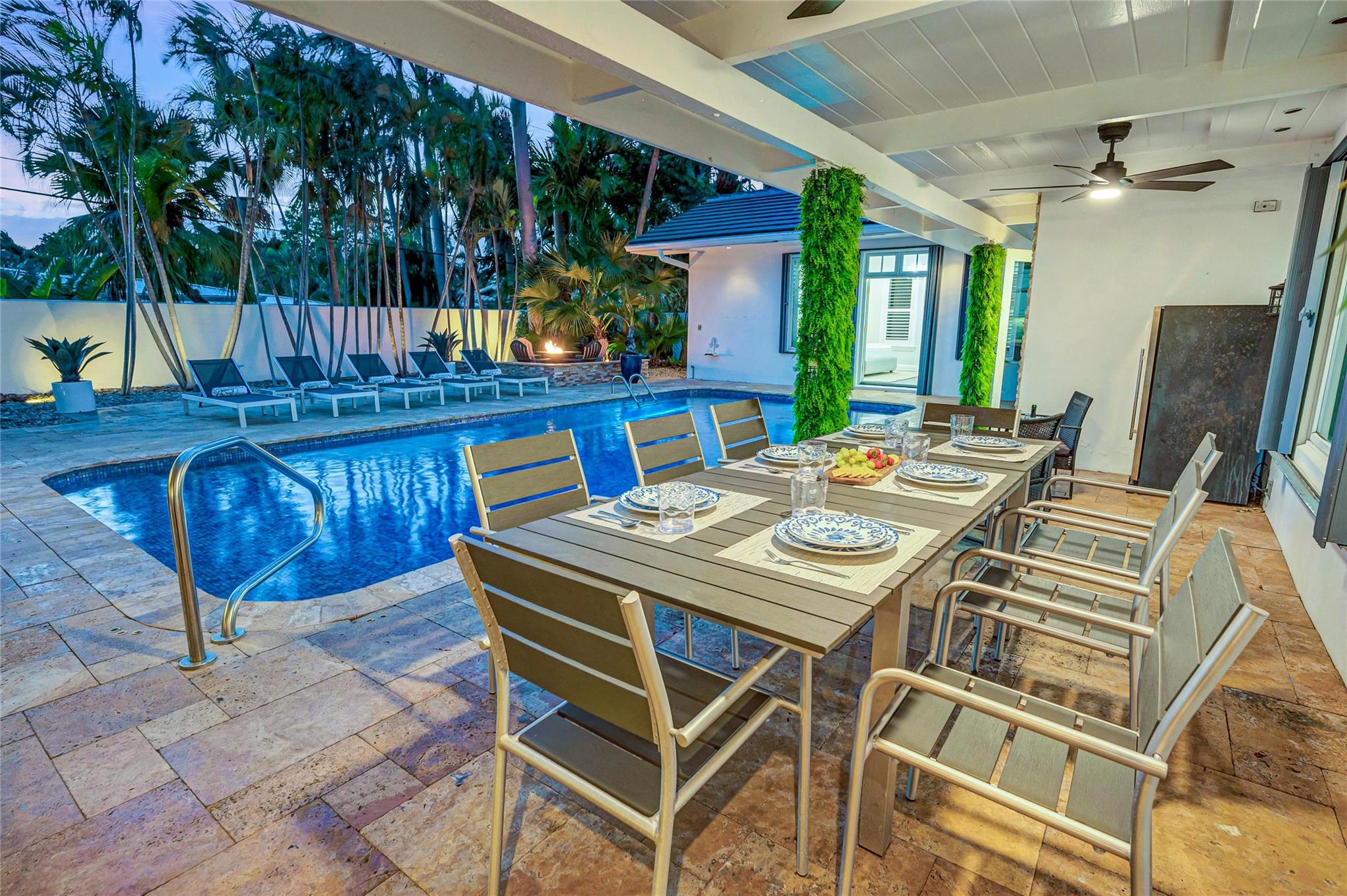 1401 S Ocean Dr