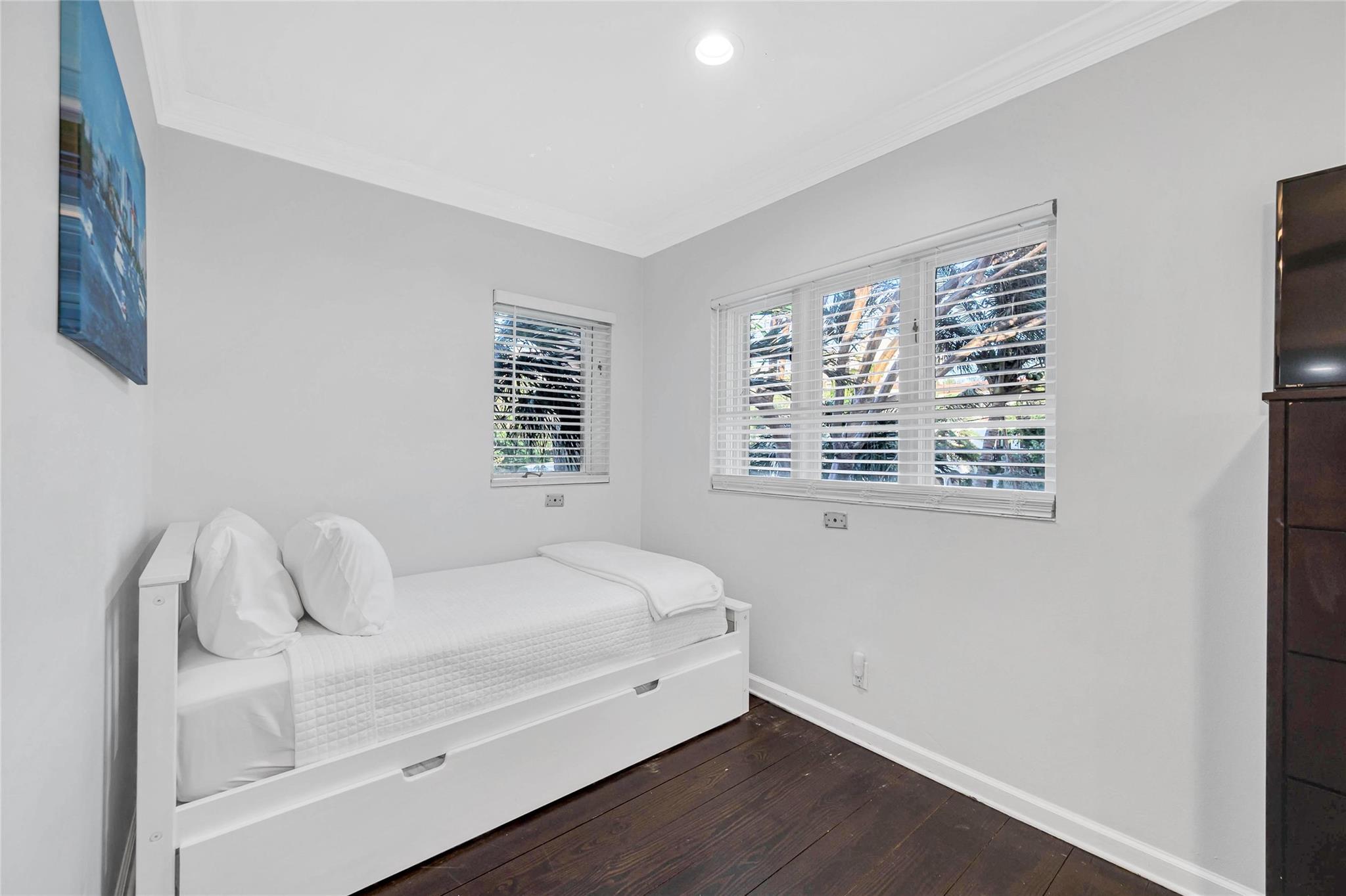 1401 S Ocean Dr