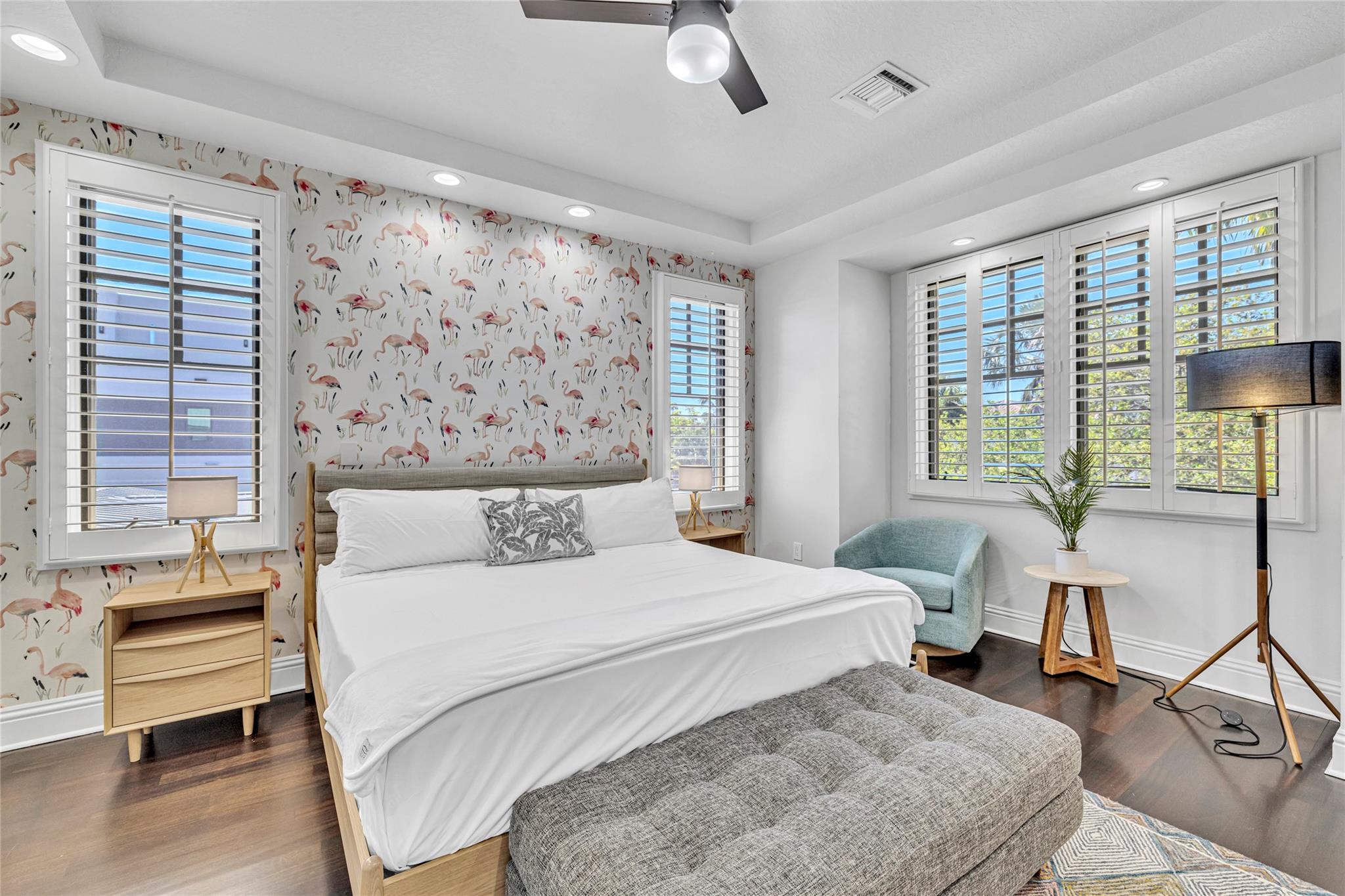 1958 Harbourview Dr.