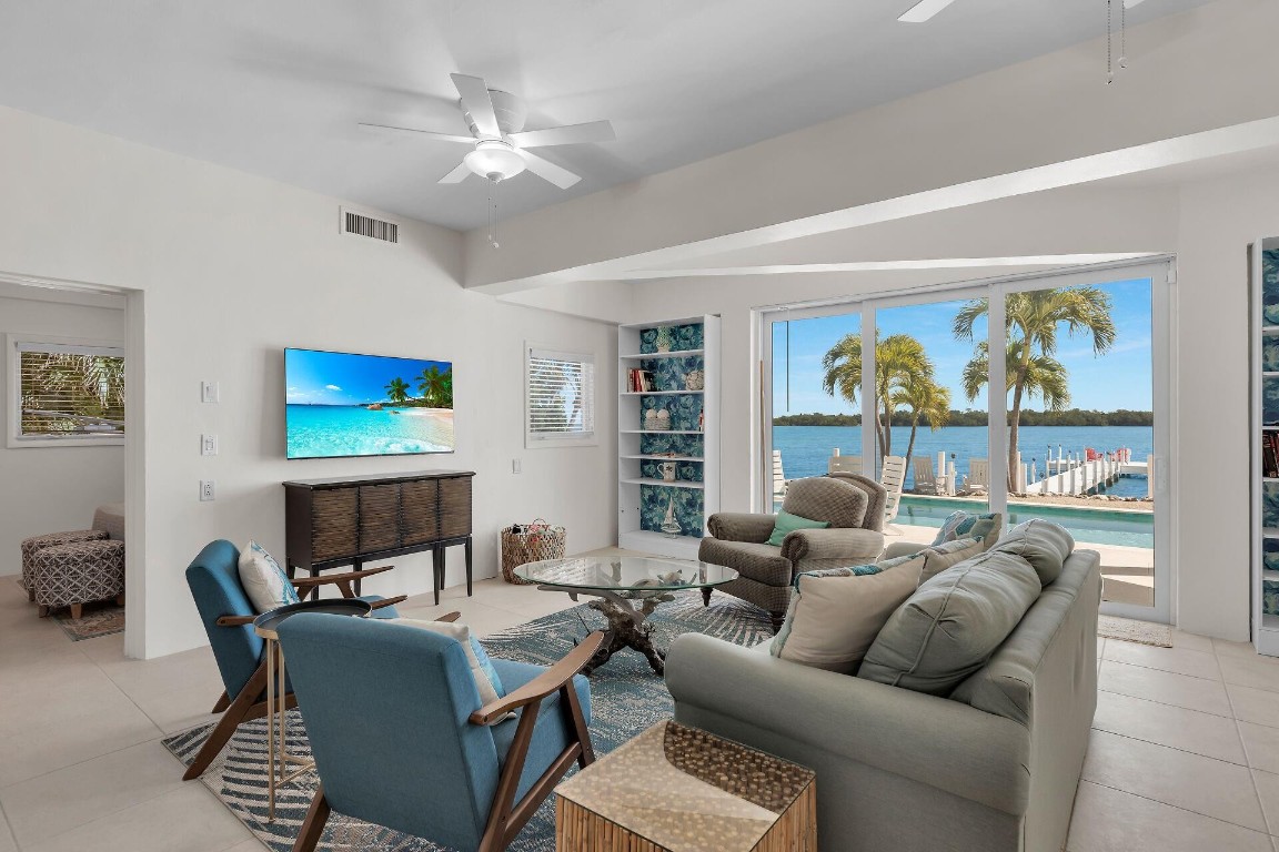 347 Stirrup Key Blvd