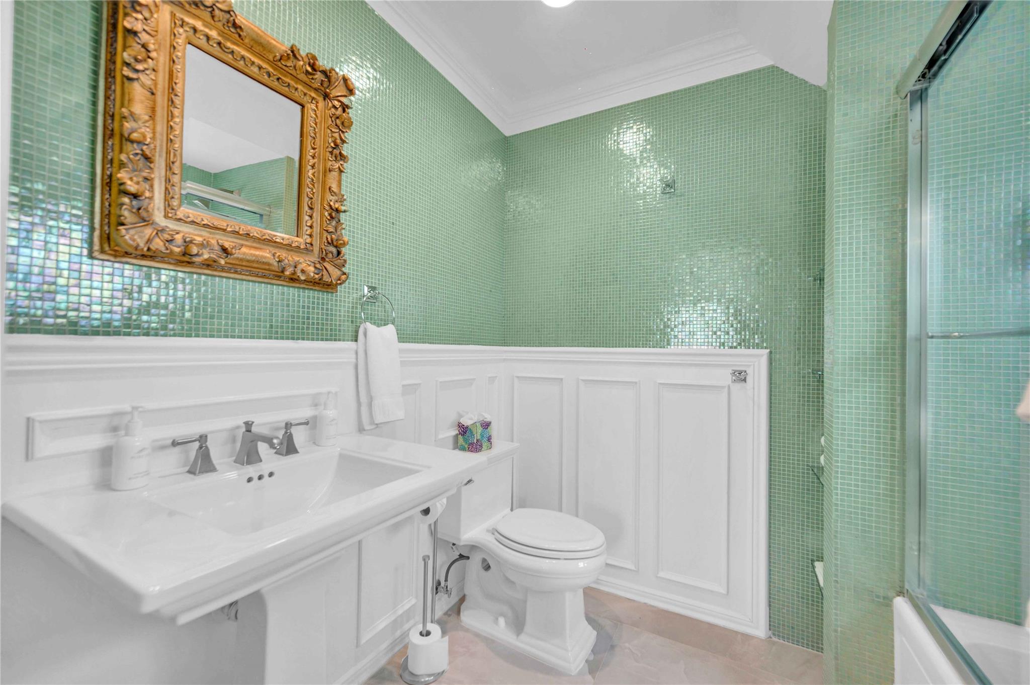 1317 Middle River Dr